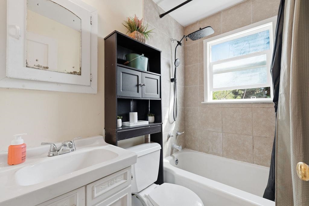 1524 E Glass Ave - Photo 17