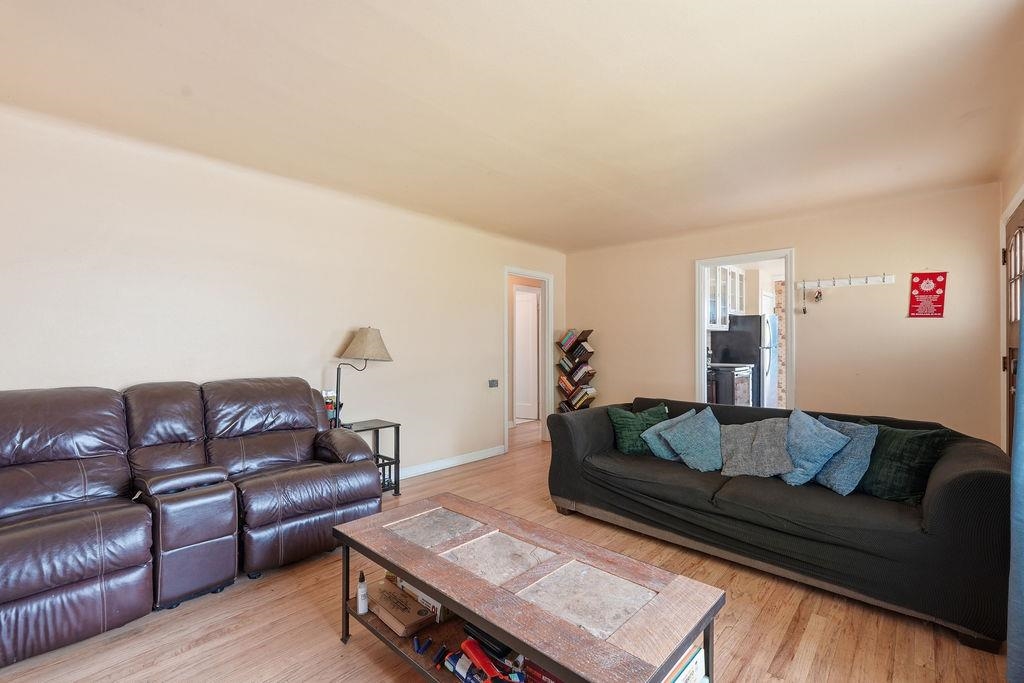 1524 E Glass Ave - Photo 6
