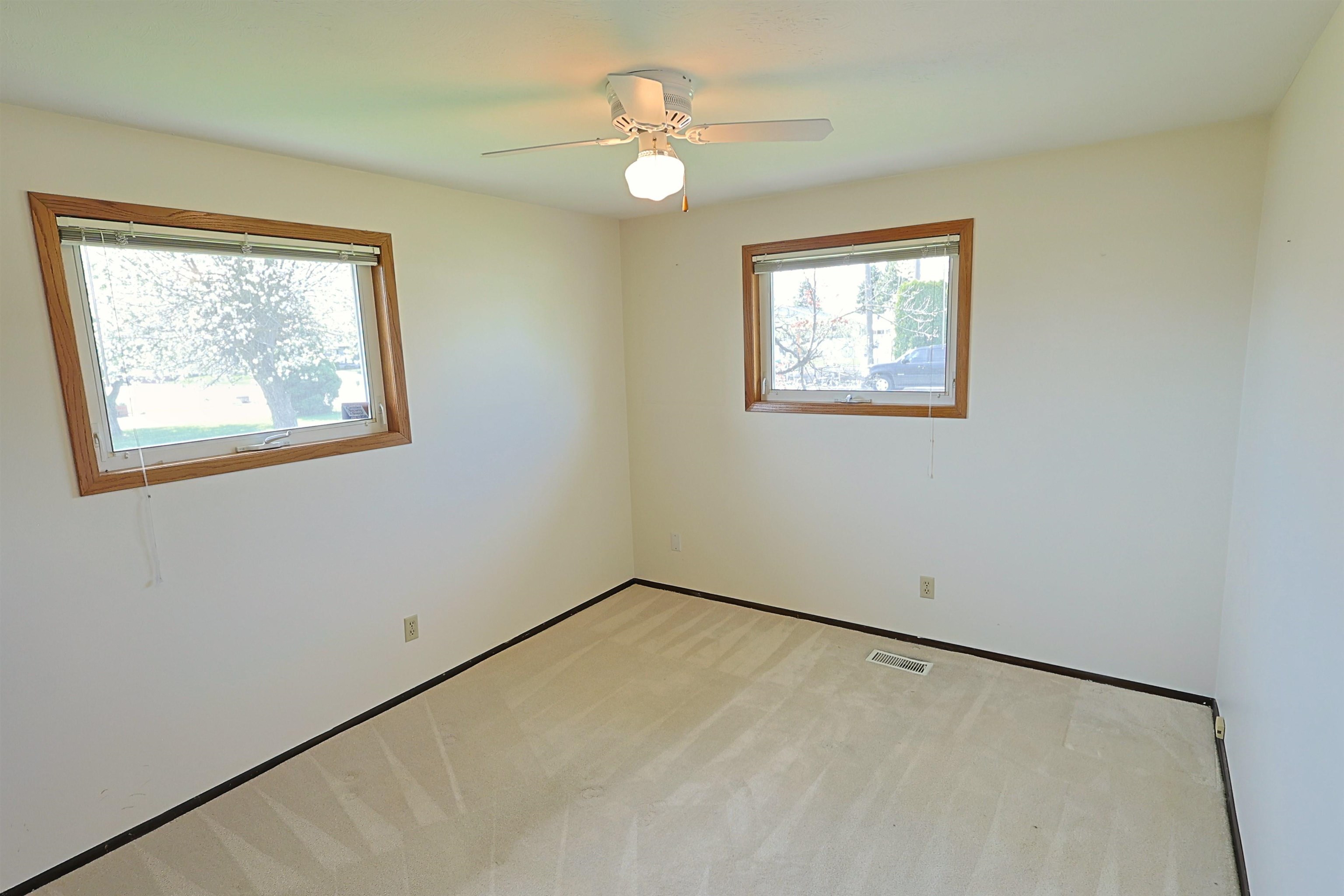 1120 N Best Rd - Photo 28