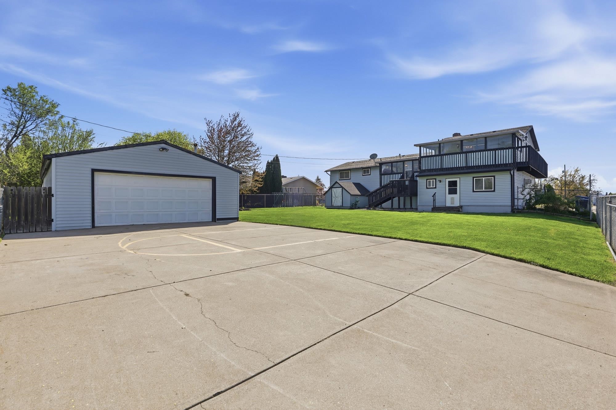 13105 E Mallon Ct - Photo 3