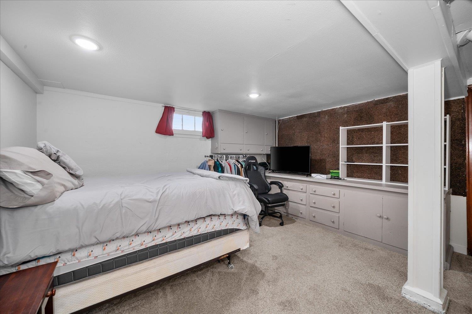 541 E Hoffman Ave - Photo 26