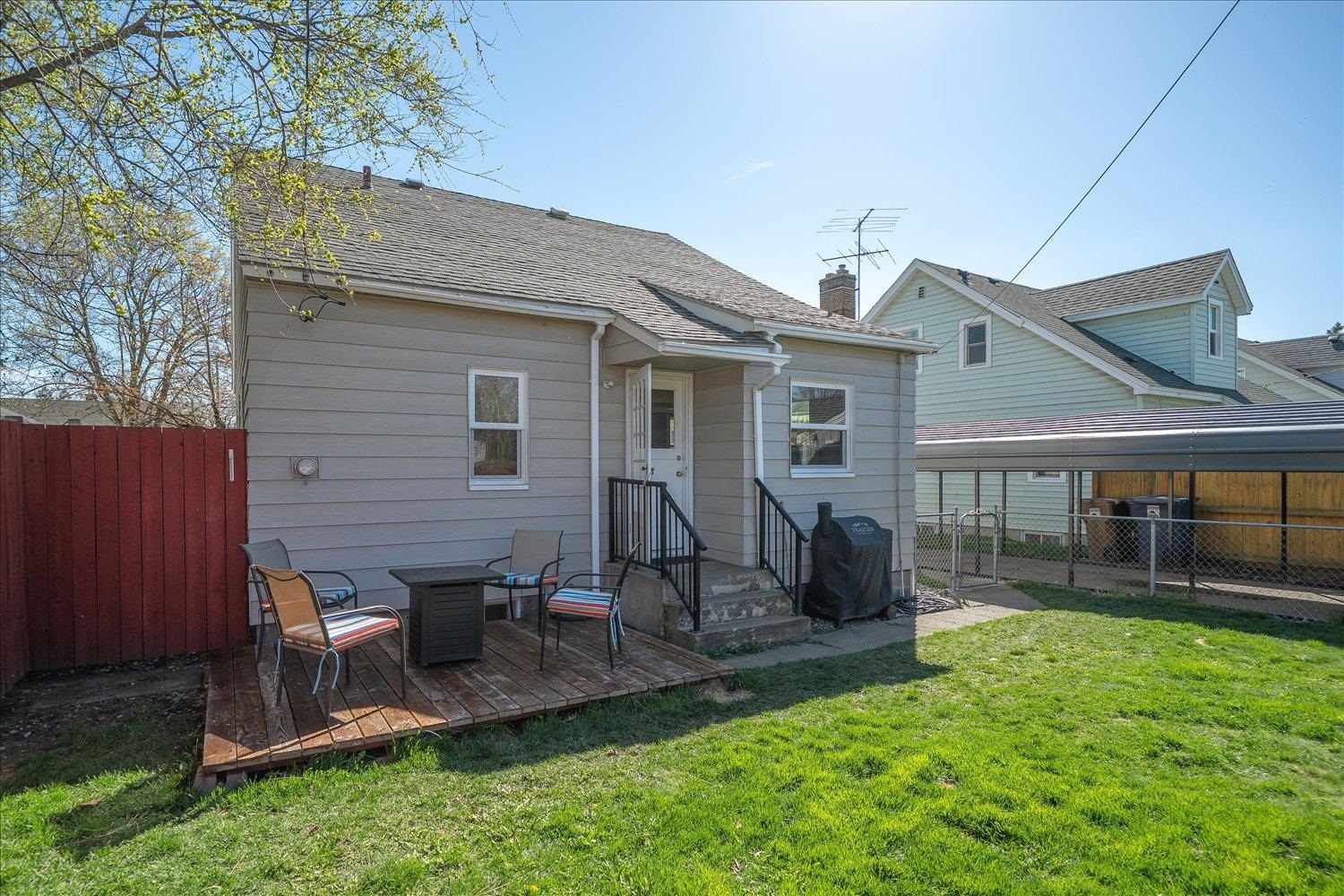 541 E Hoffman Ave - Photo 29