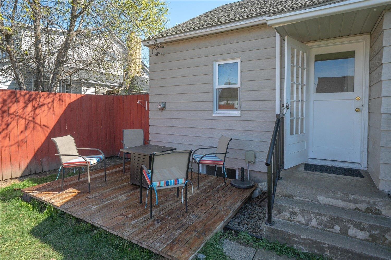 541 E Hoffman Ave - Photo 33