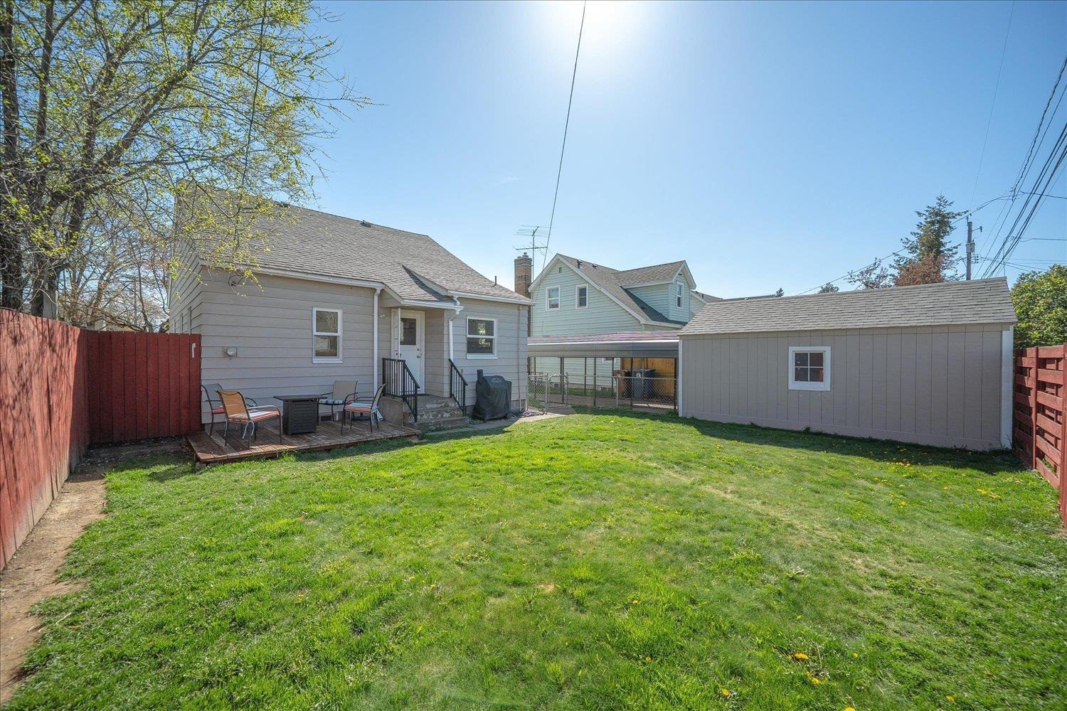 541 E Hoffman Ave - Photo 36