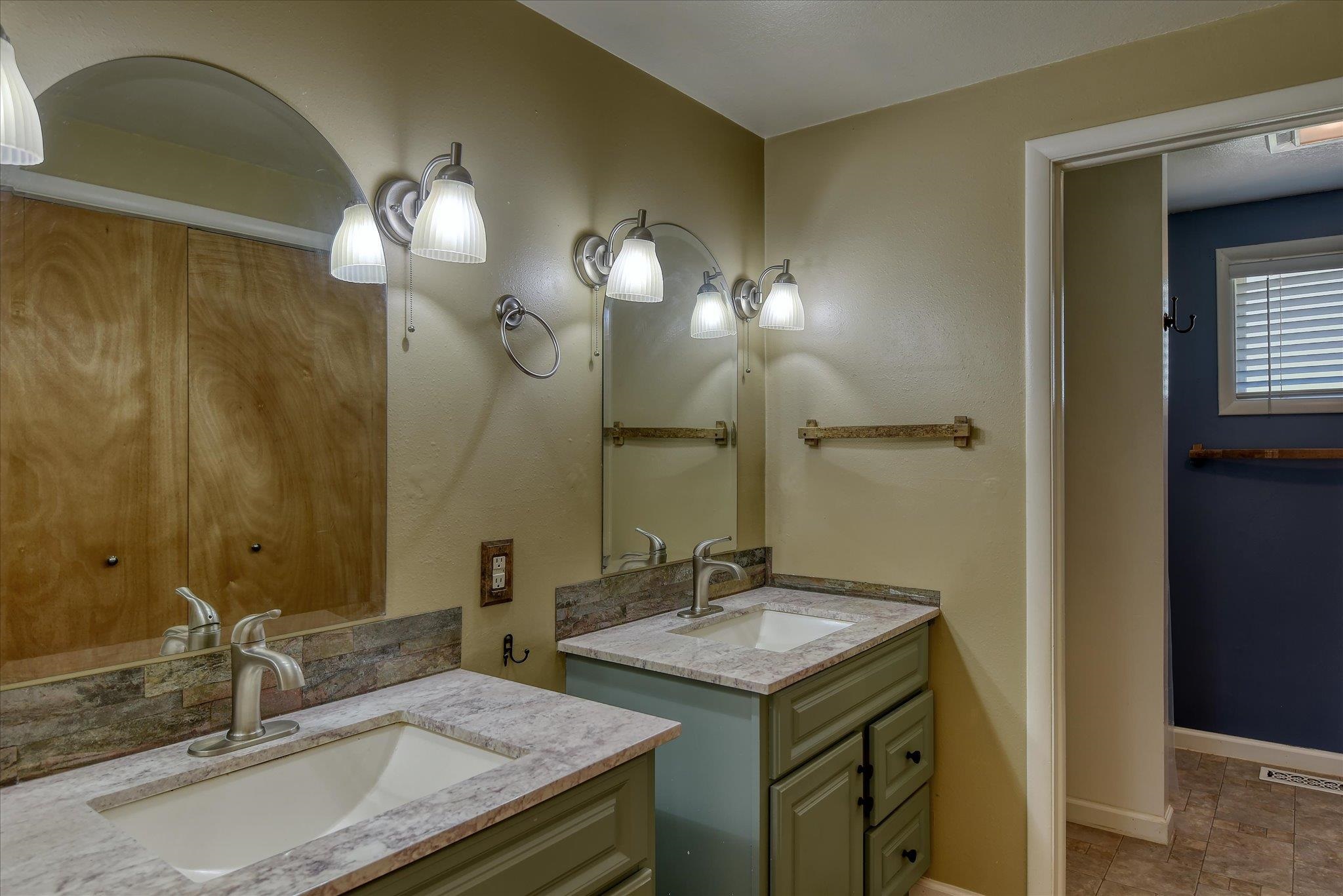 2717 S Jays Rd - Photo 17