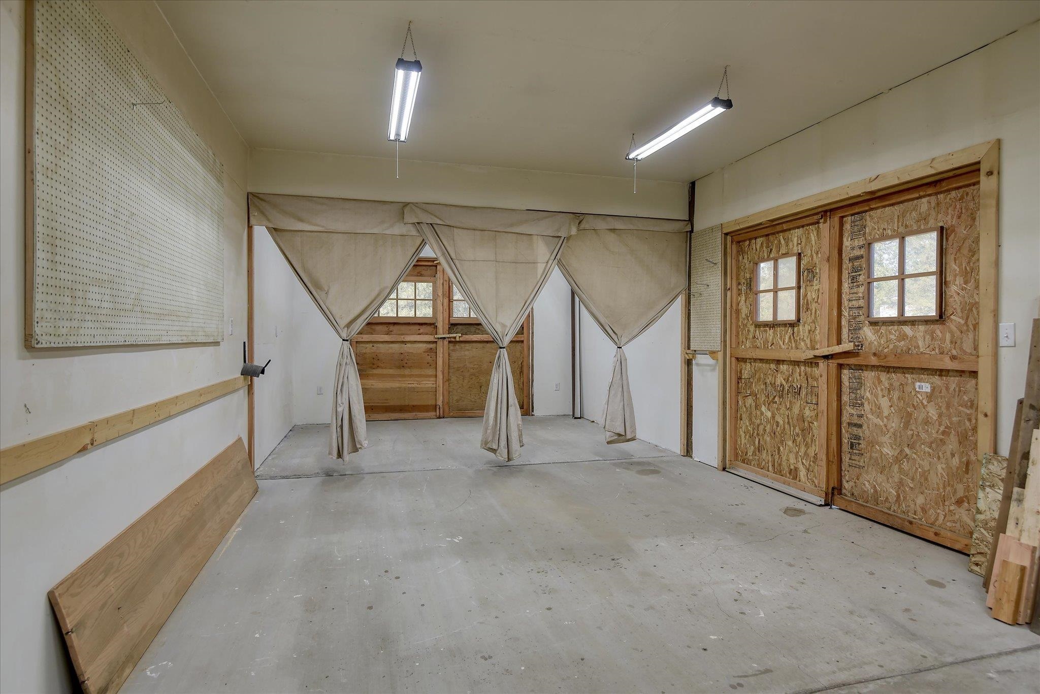 2717 S Jays Rd - Photo 32