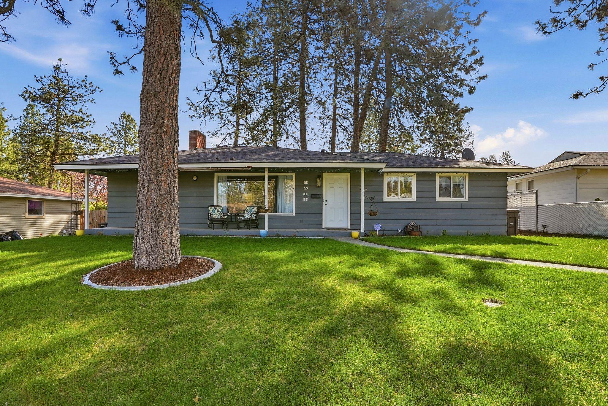 6908 N Washington St - Photo 1
