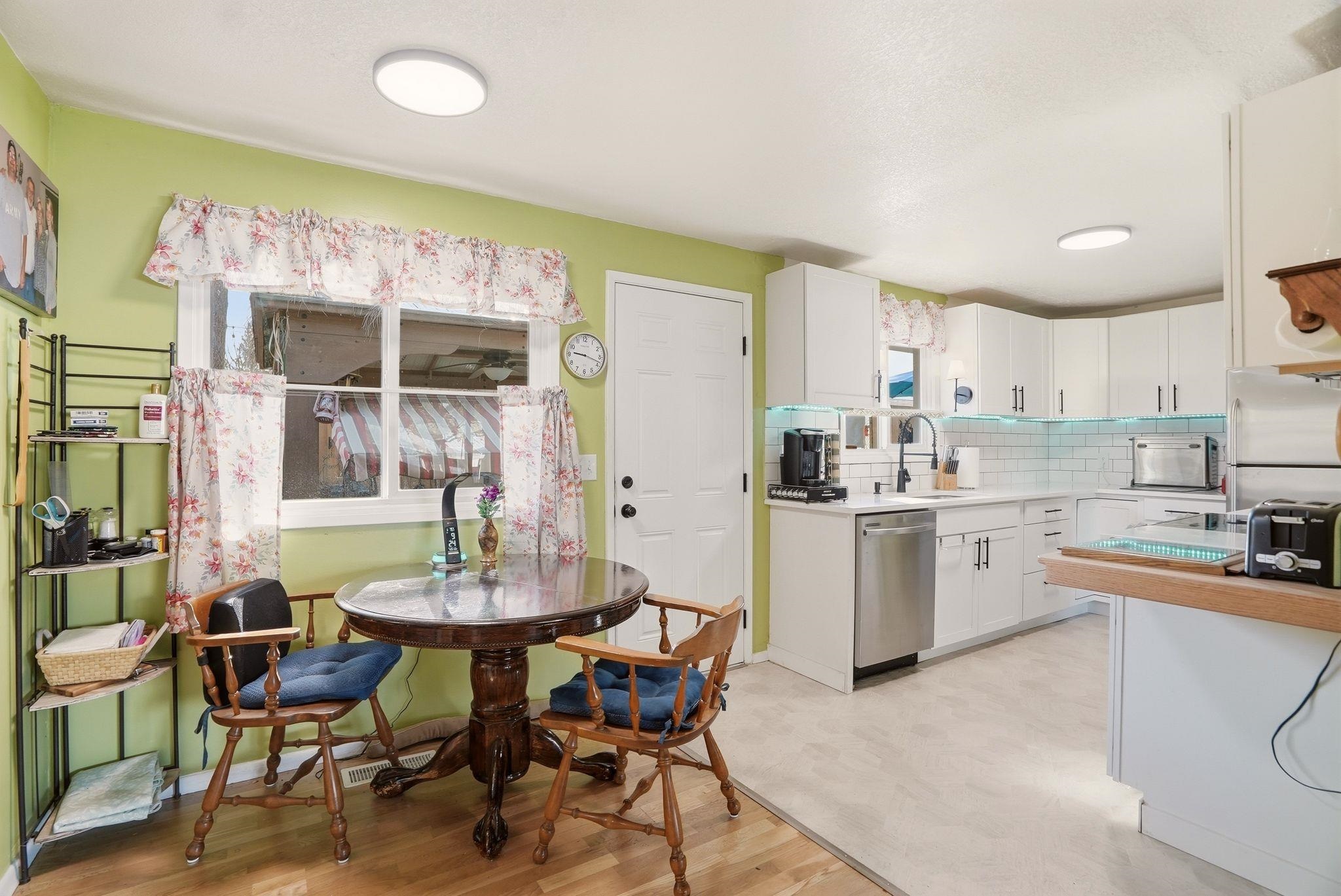 6908 N Washington St - Photo 8