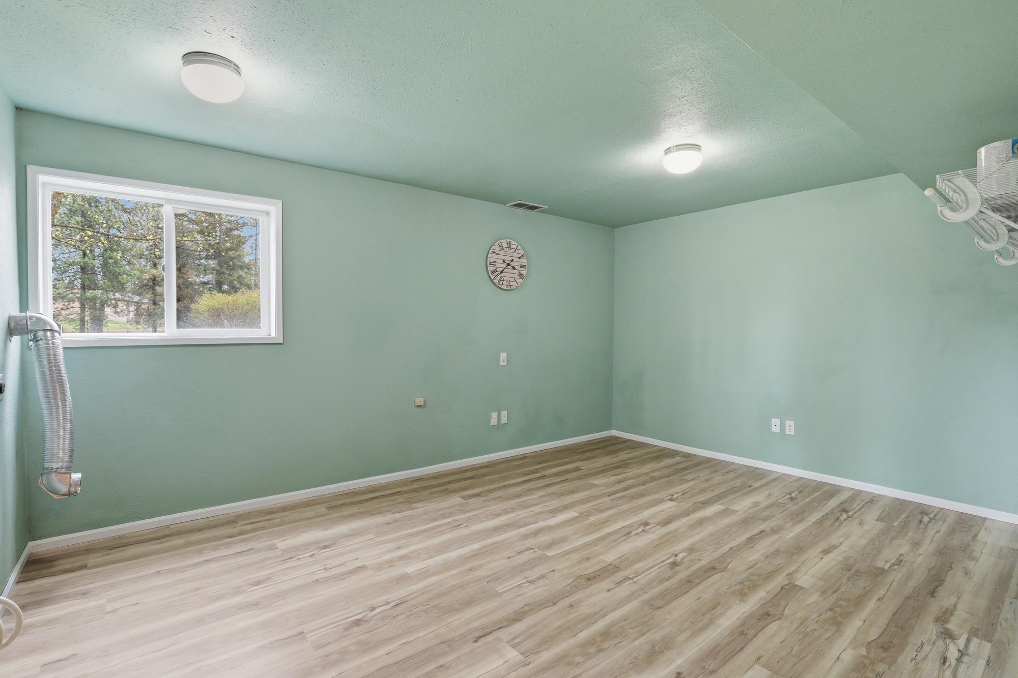 323 E Eleventh St - Photo 21