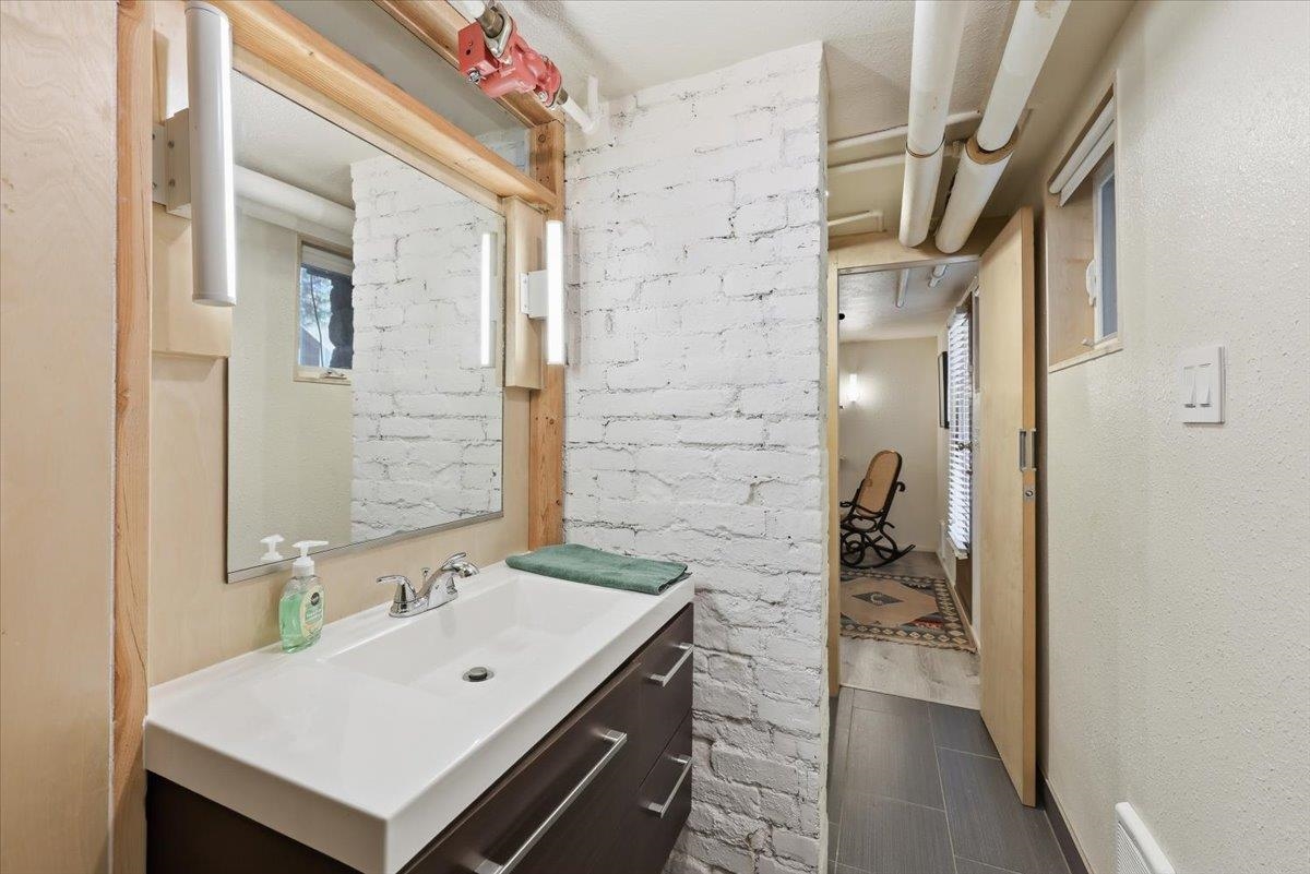 1424 S Cedar St - Photo 28