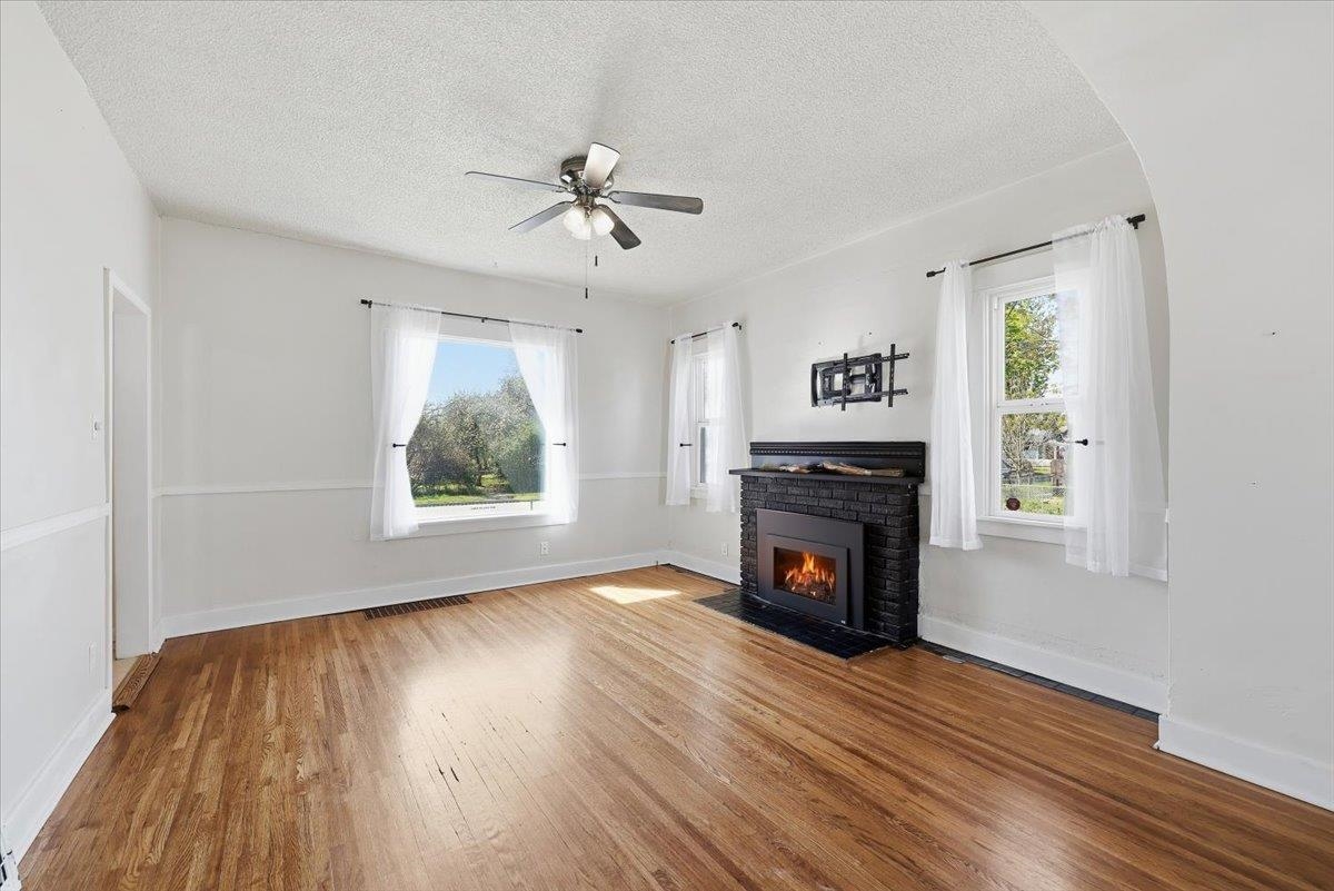 1303 E Montgomery Ave - Photo 7