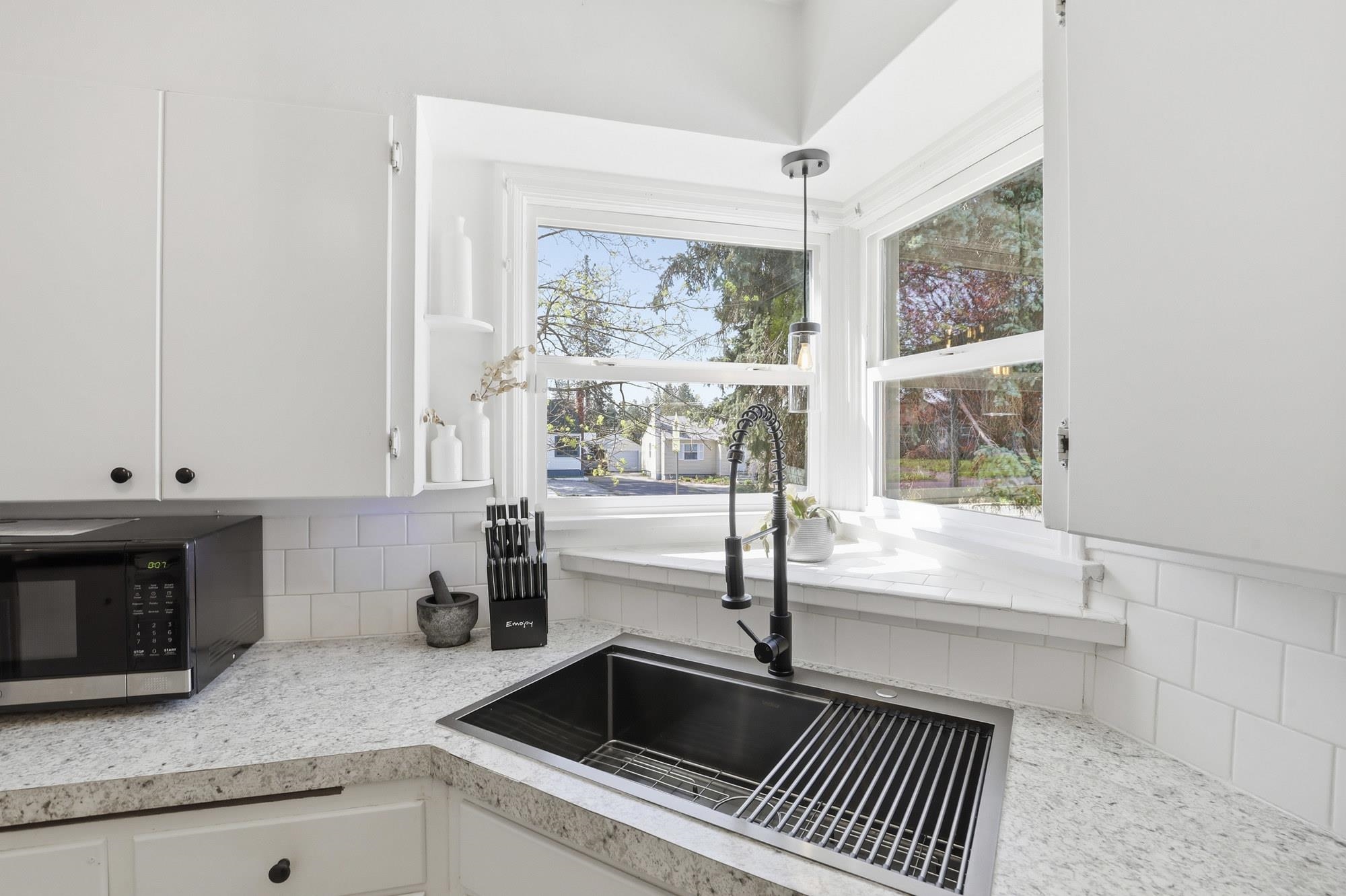 2716 W Garland Ave - Photo 11