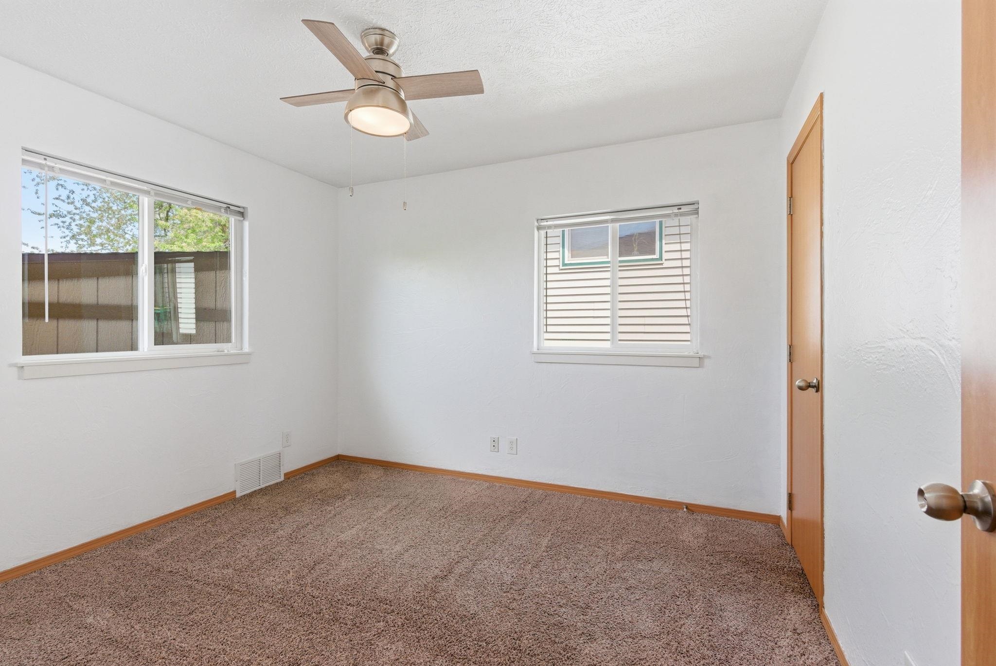 3711 E 12th Ave - Photo 12