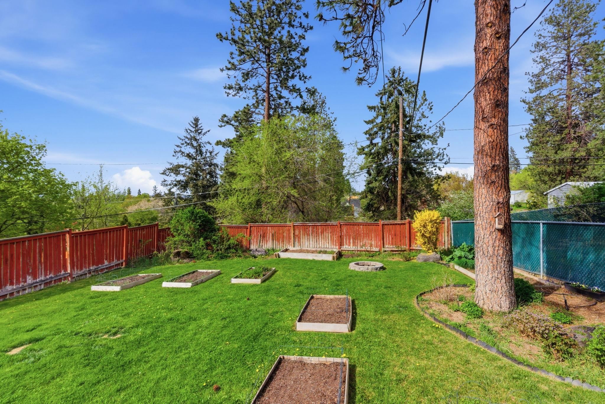 3711 E 12th Ave - Photo 22