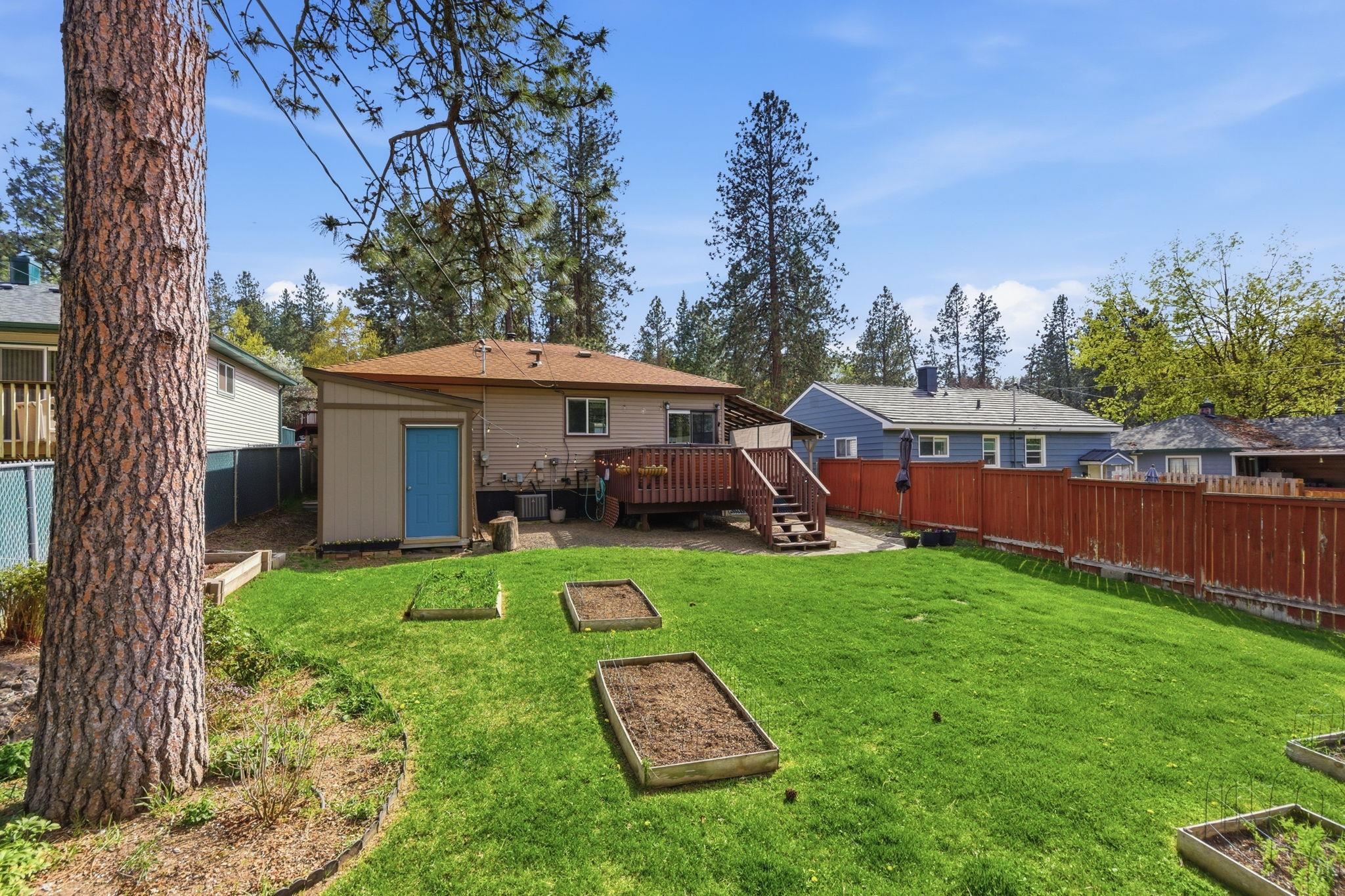 3711 E 12th Ave - Photo 24