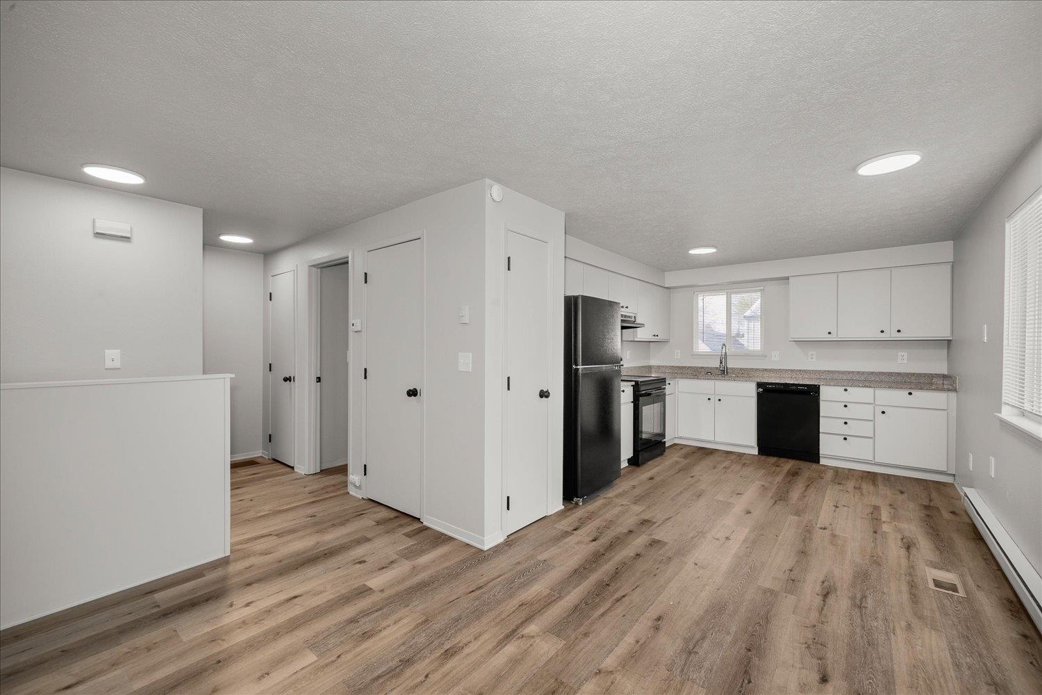 821 E North Ave - Photo 21