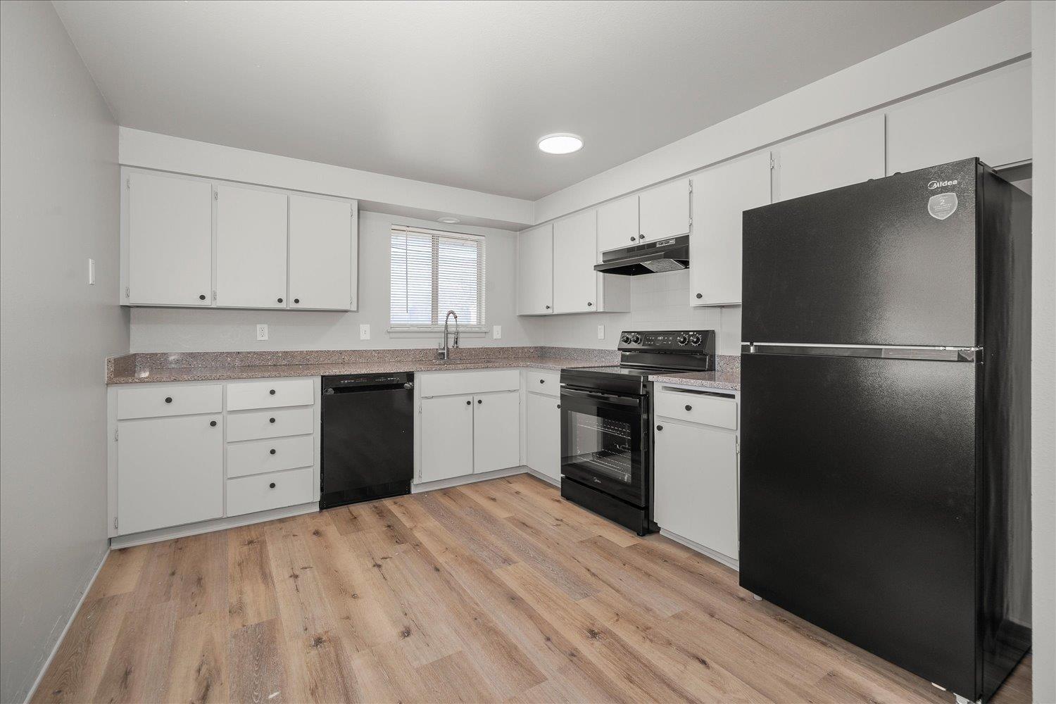 821 E North Ave - Photo 6