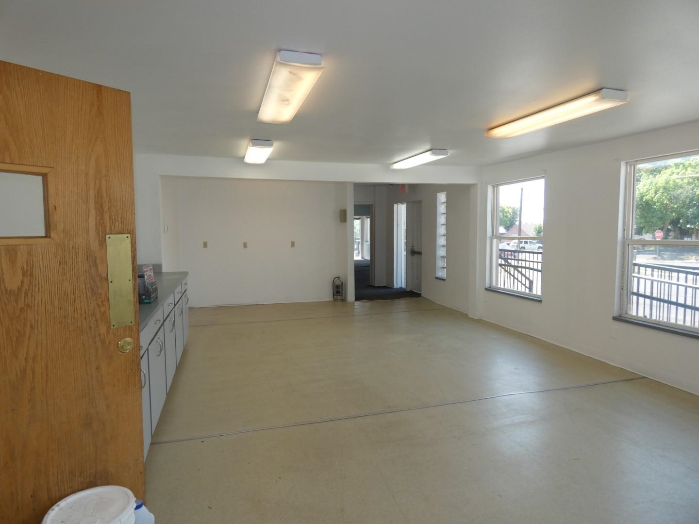 706 2nd St - Photo 9