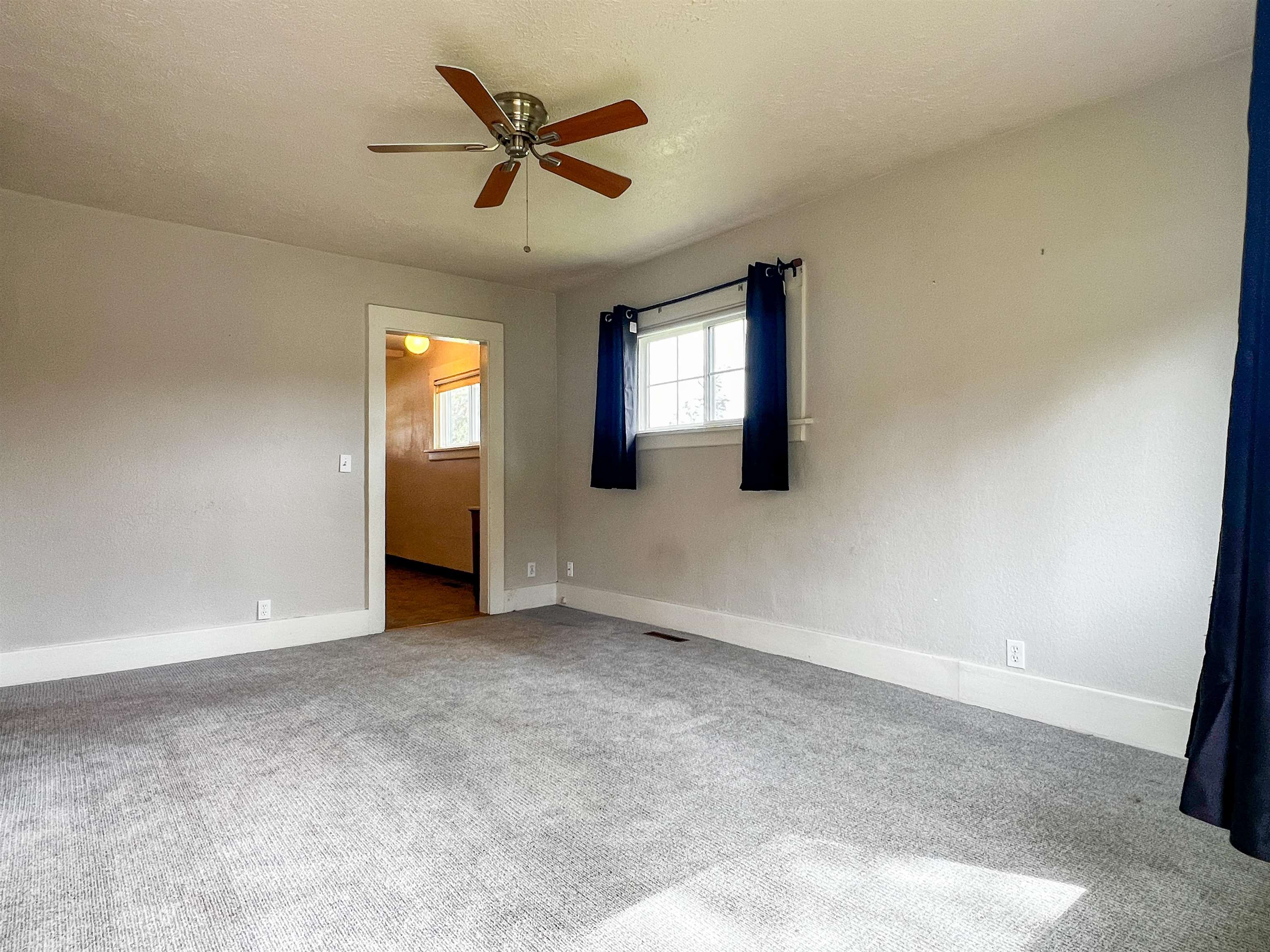 2227 E 7th Ave - Photo 6