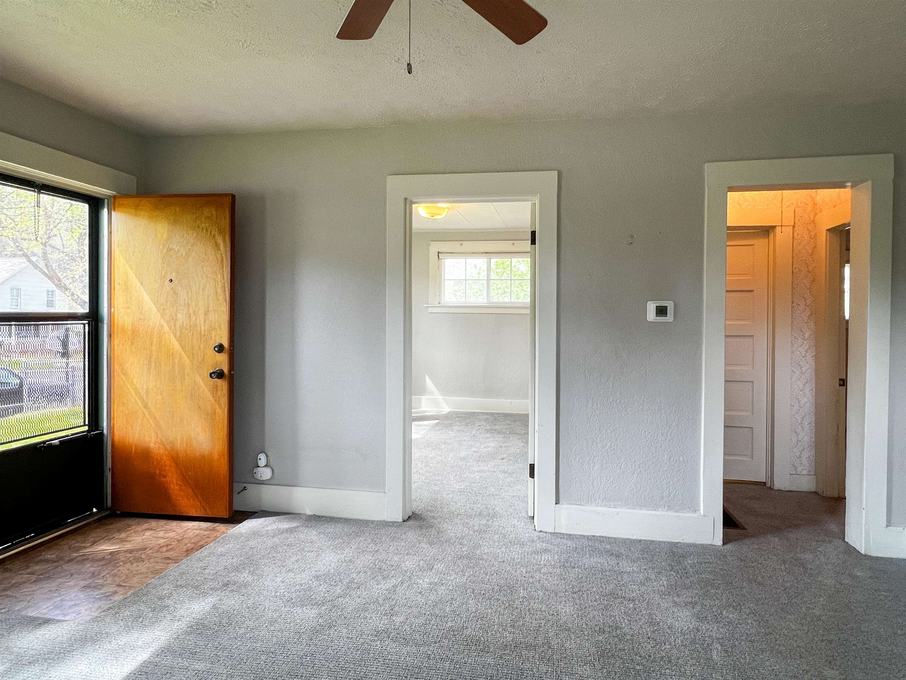 2227 E 7th Ave - Photo 8
