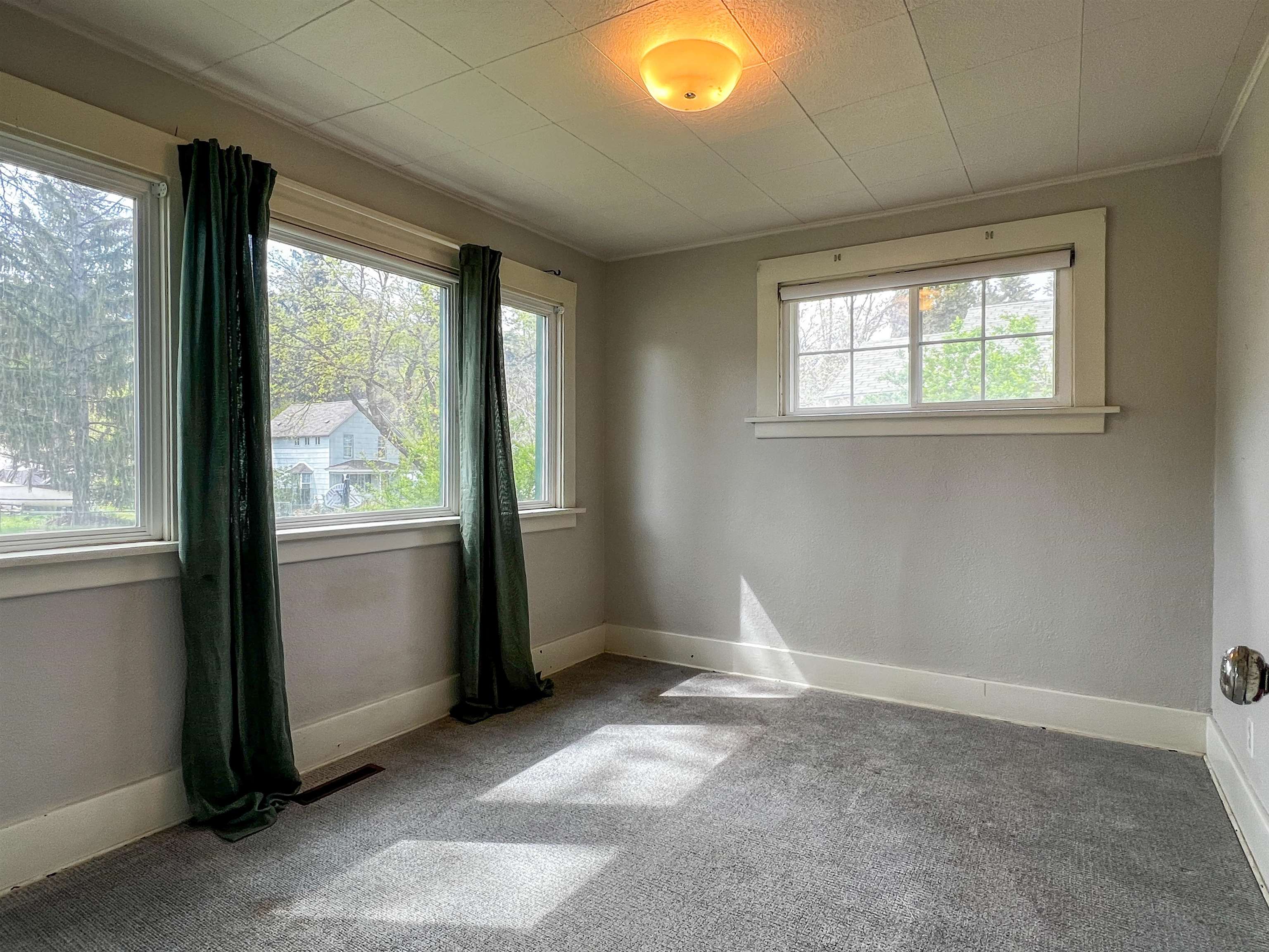 2227 E 7th Ave - Photo 9