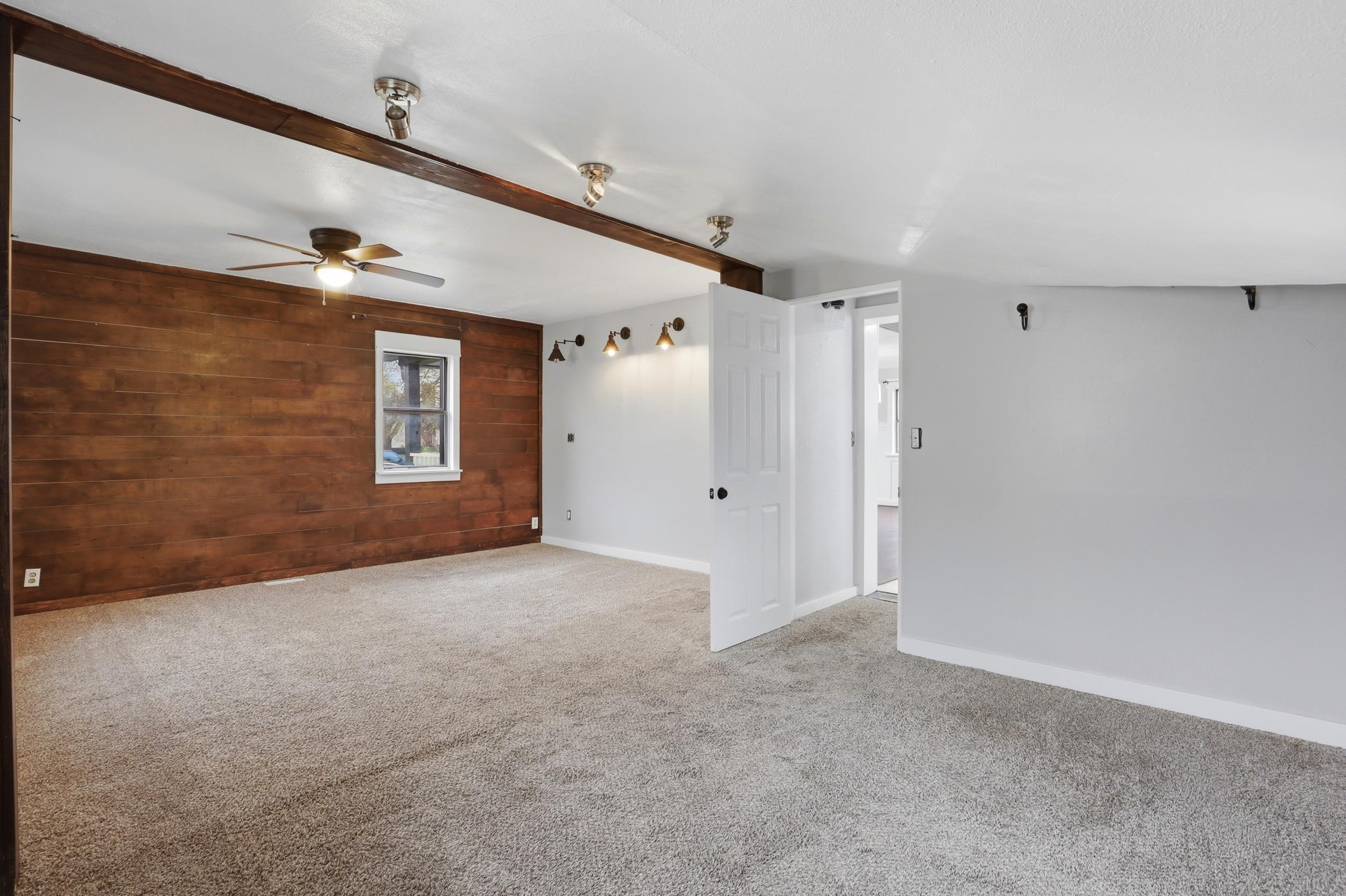 4807 N Howard St - Photo 19
