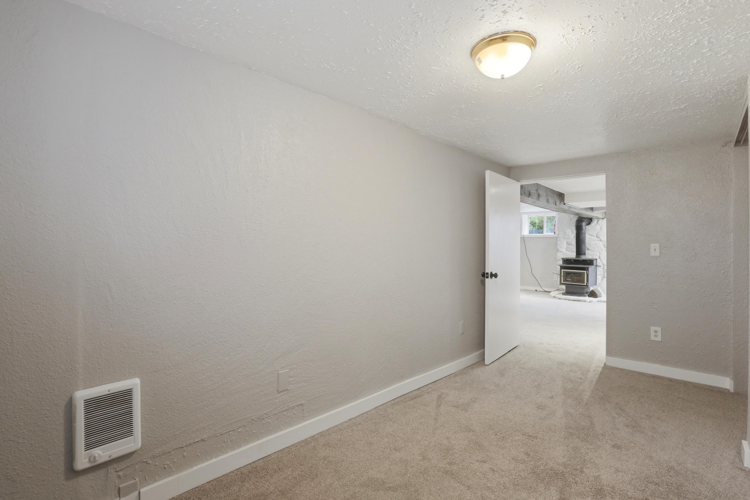 4807 N Howard St - Photo 30