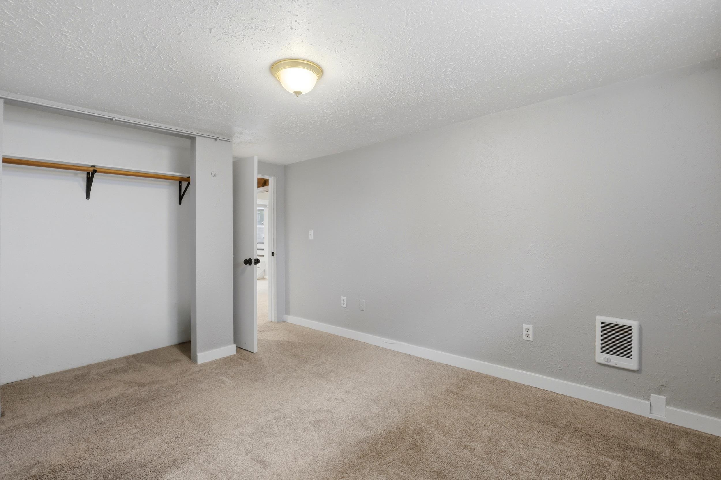 4807 N Howard St - Photo 32