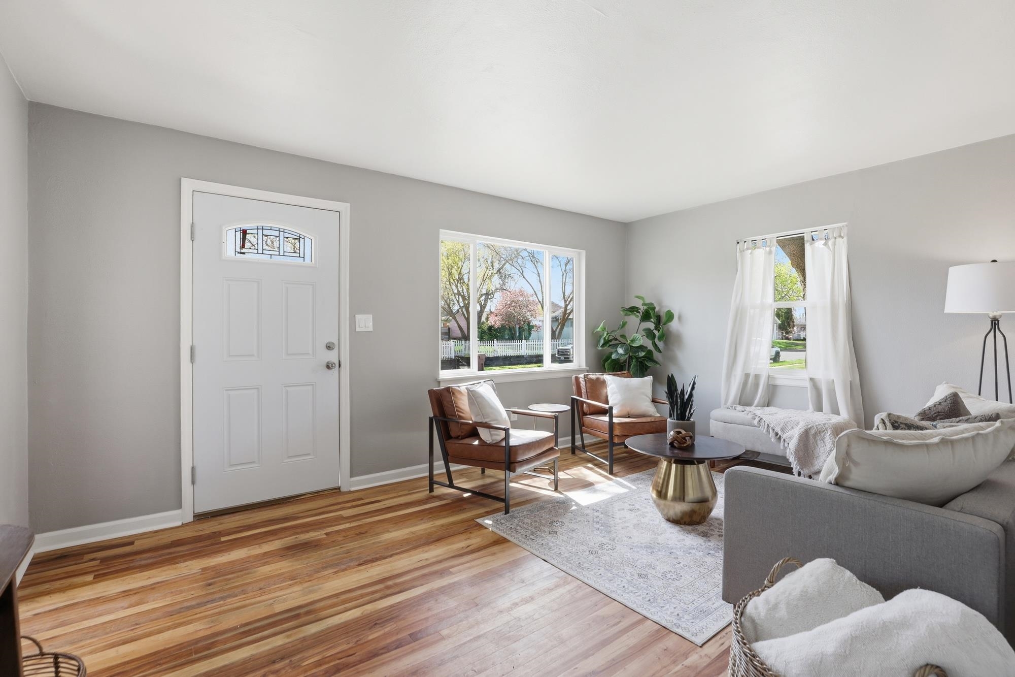 1661 E Olympic Ave - Photo 4