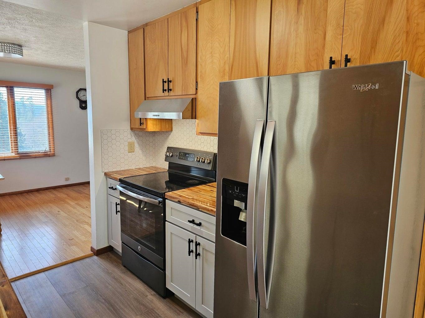 960 E Astor Ave - Photo 2