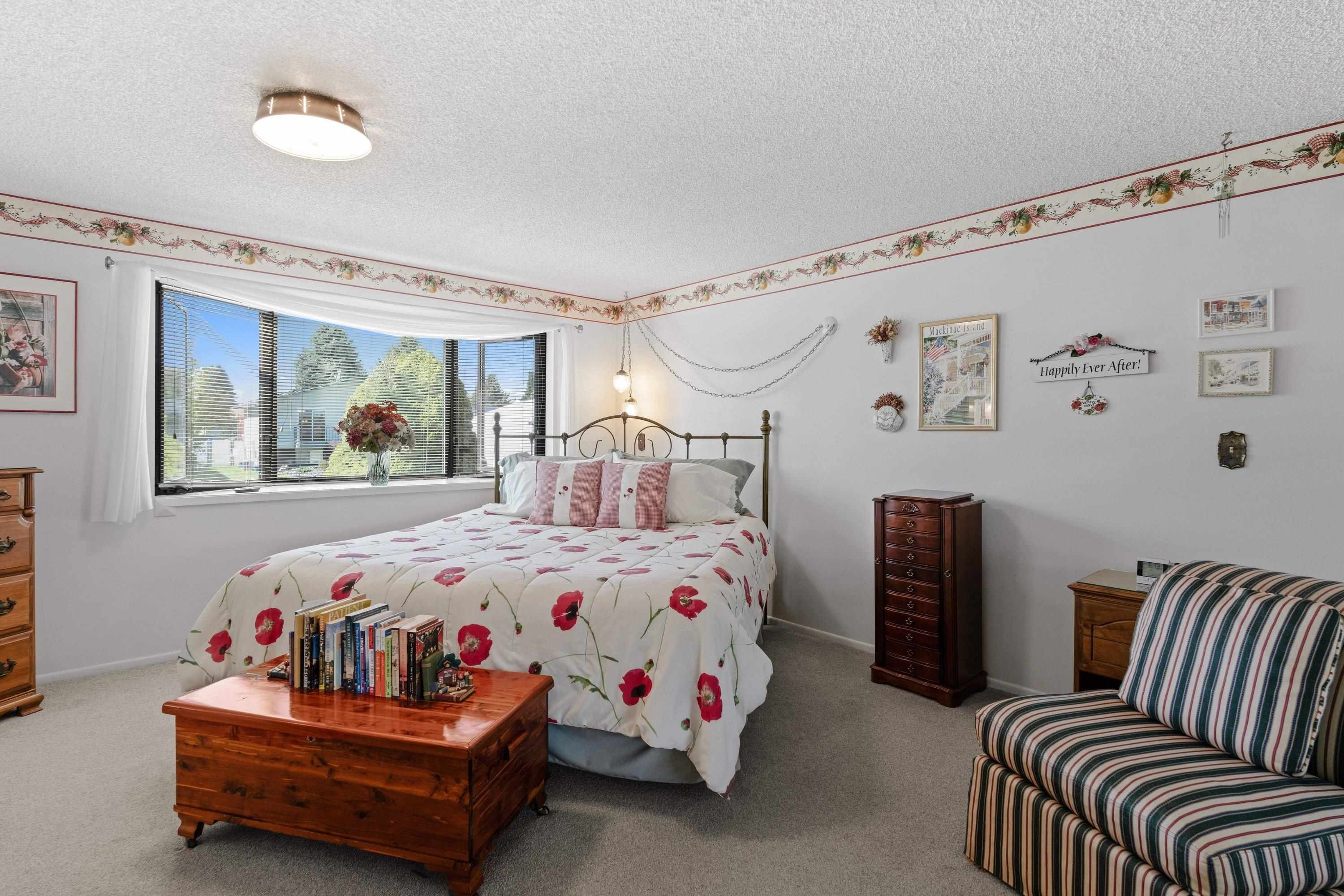 7910 N Panorama Dr - Photo 19