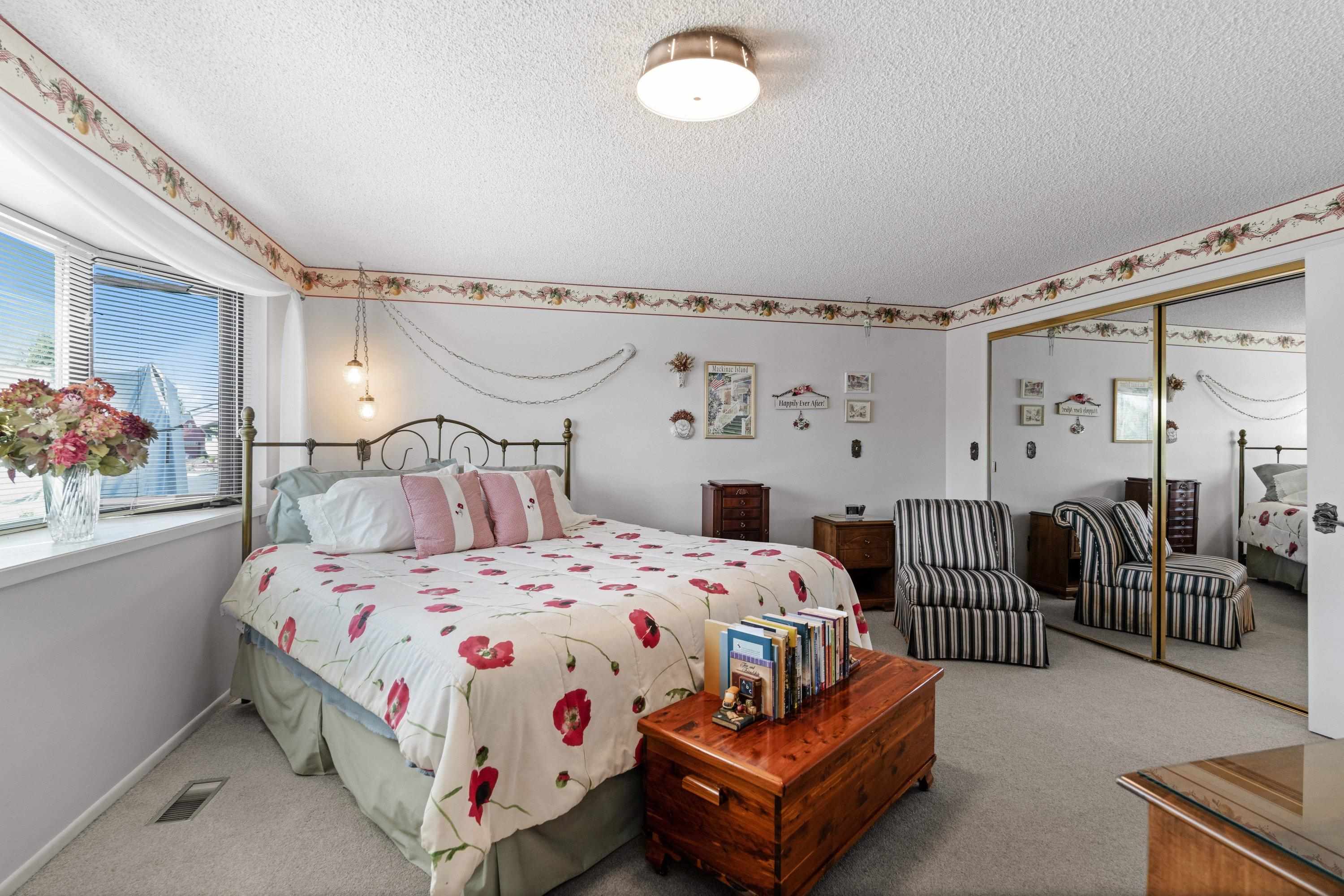 7910 N Panorama Dr - Photo 21