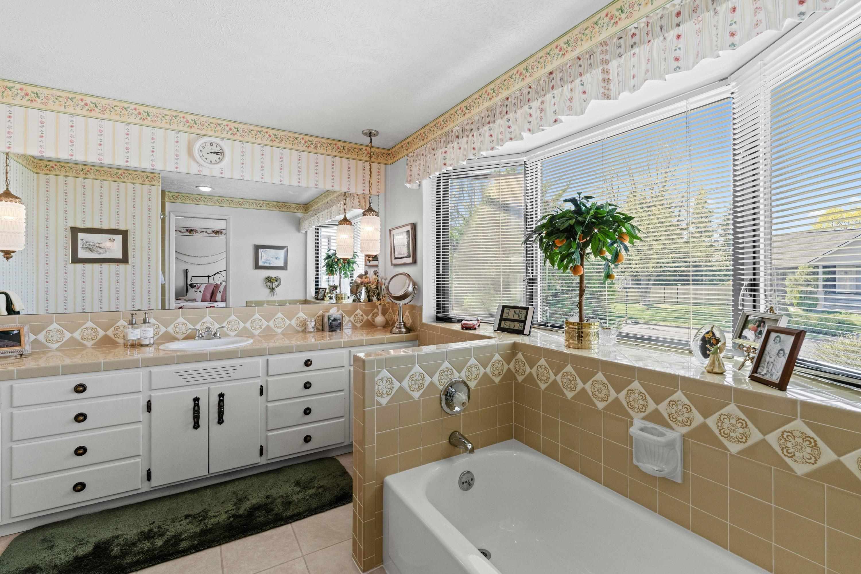 7910 N Panorama Dr - Photo 22