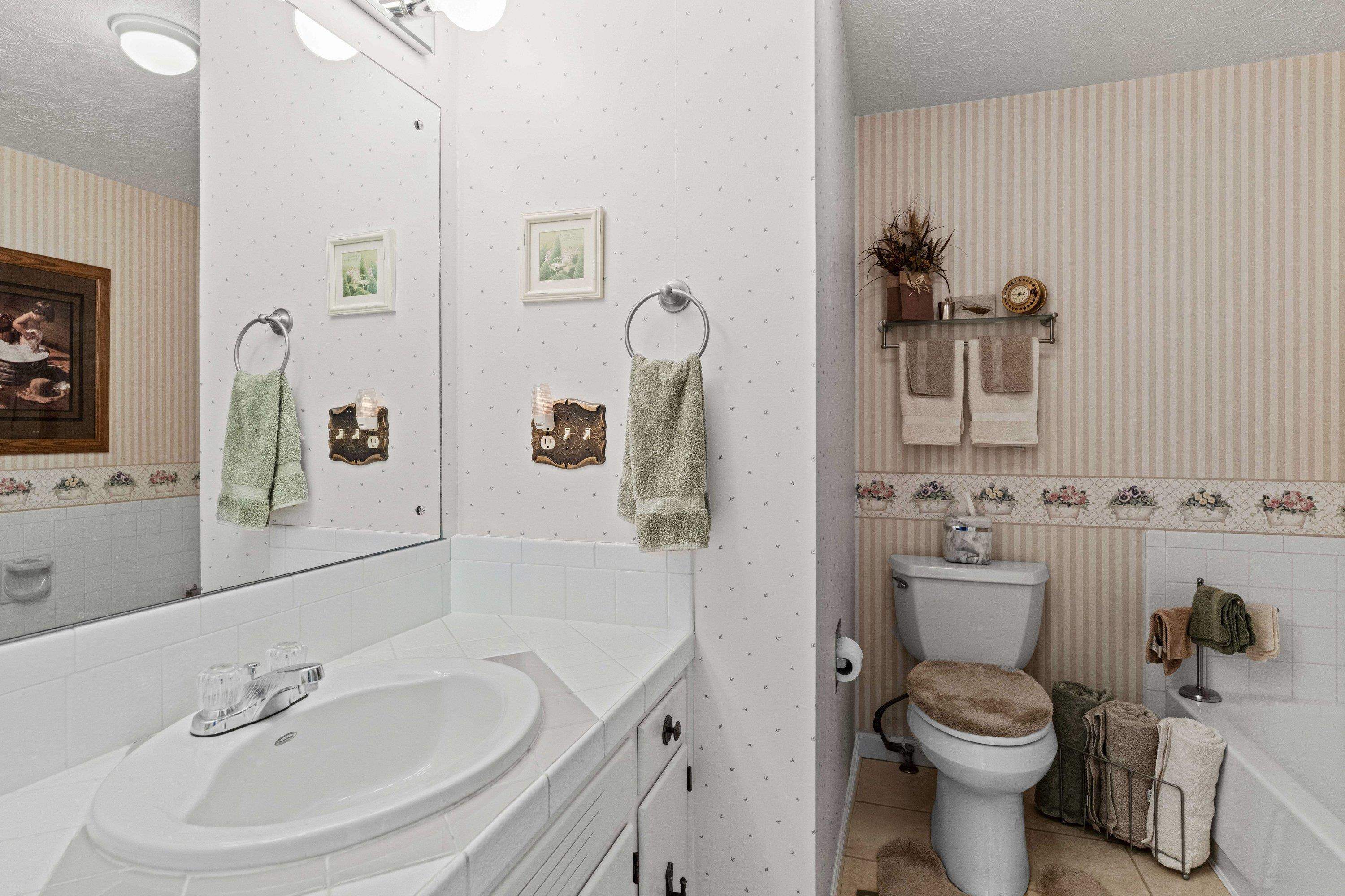 7910 N Panorama Dr - Photo 27
