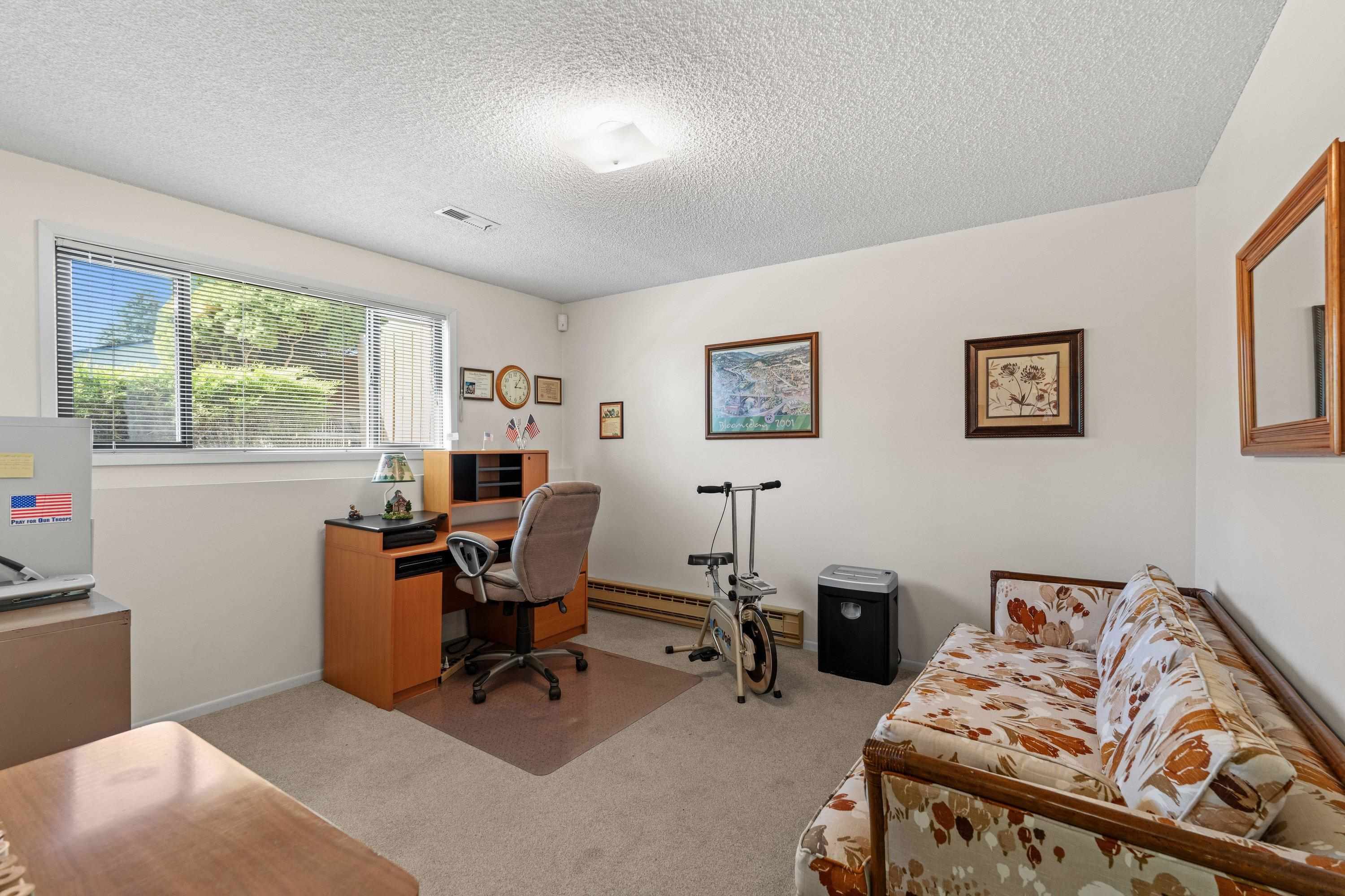 7910 N Panorama Dr - Photo 31
