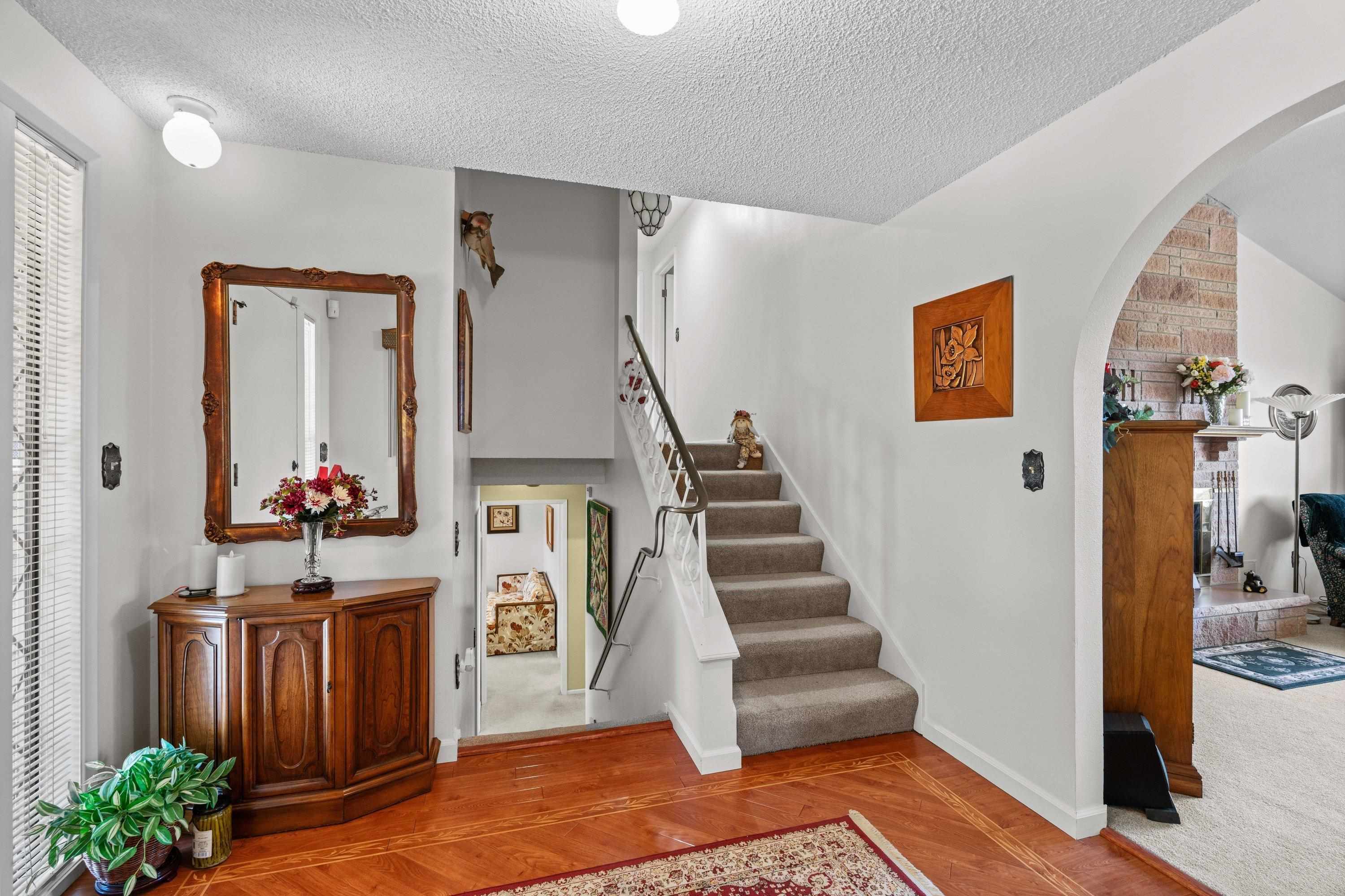 7910 N Panorama Dr - Photo 8