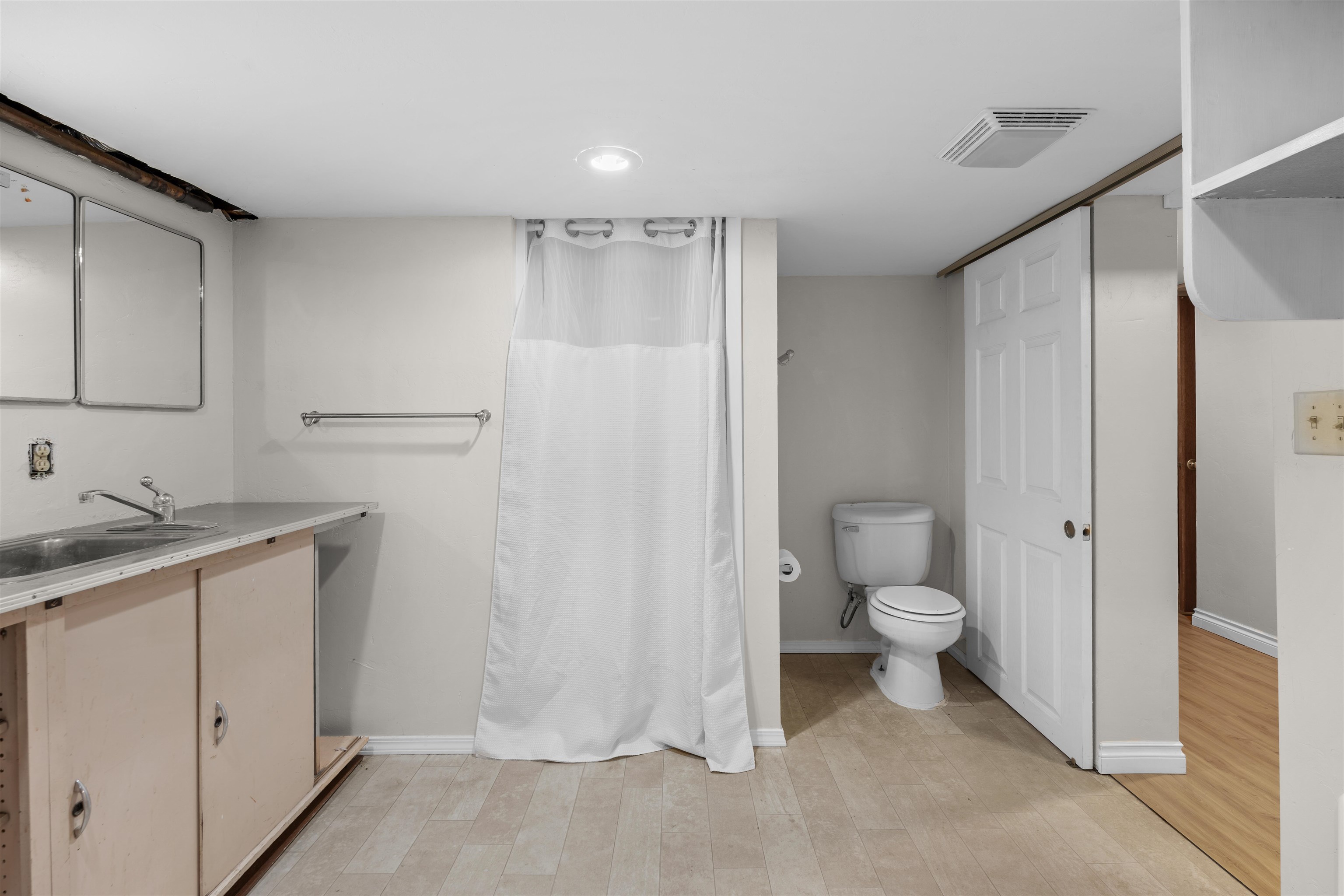 3918 E 8th Ave - Photo 18