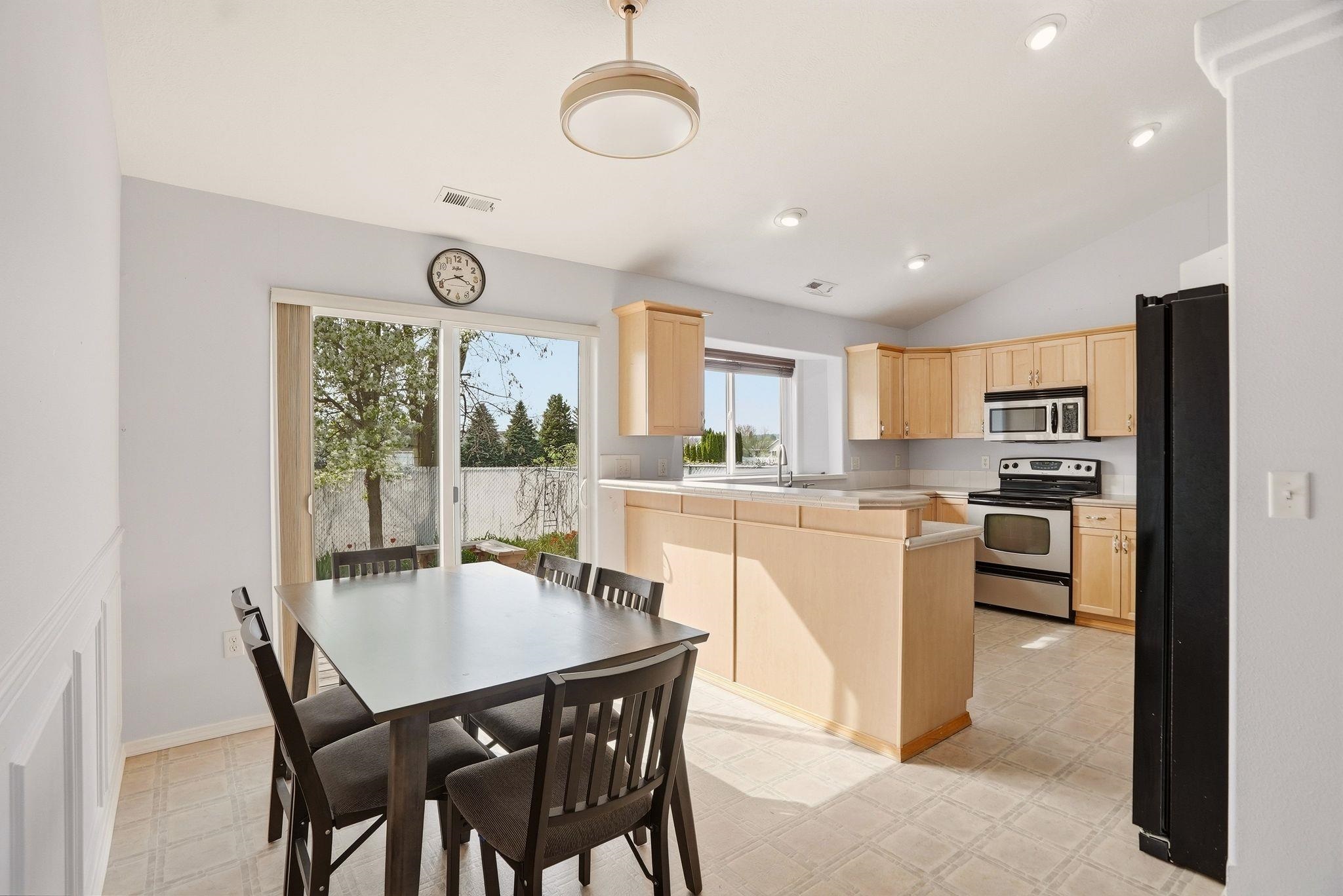 1605 N Tschirley Ln - Photo 8