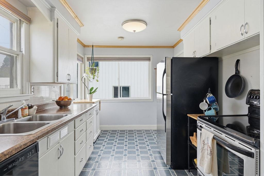 3808 W Rockwell Ave - Photo 13