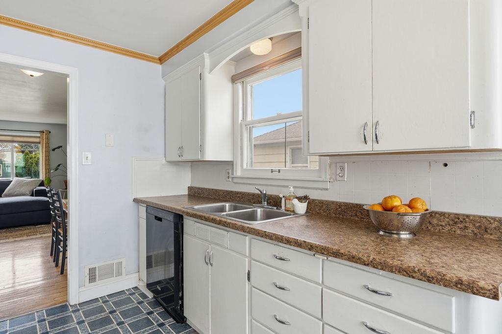 3808 W Rockwell Ave - Photo 18