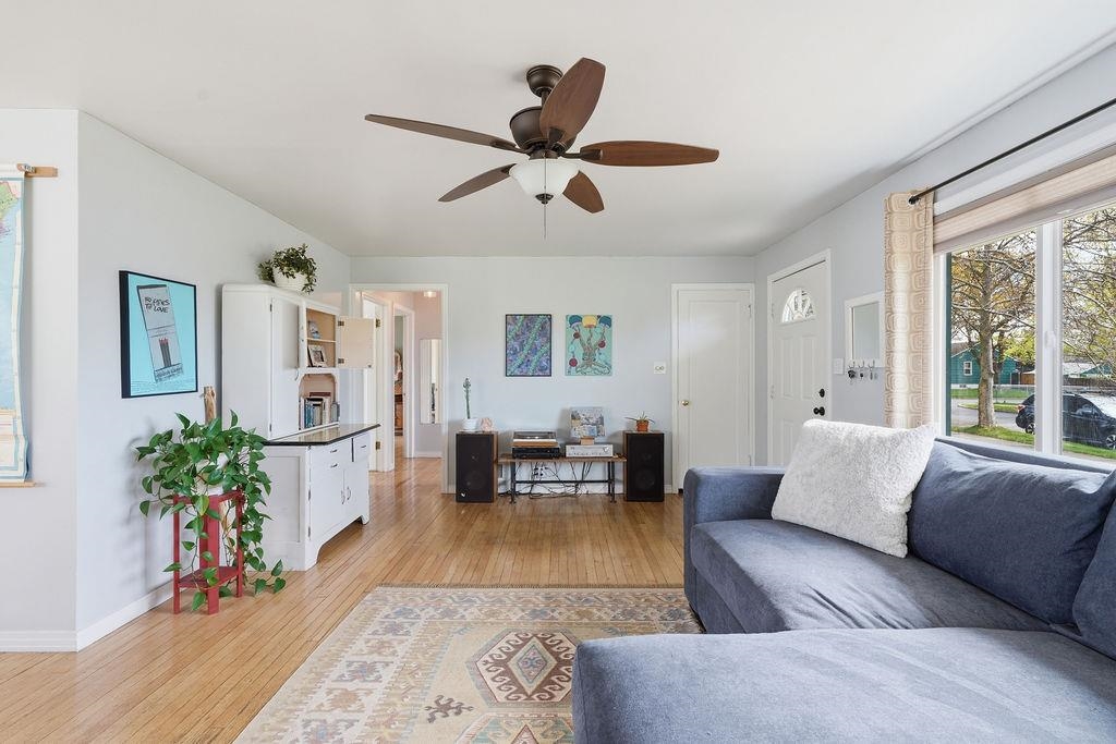 3808 W Rockwell Ave - Photo 9