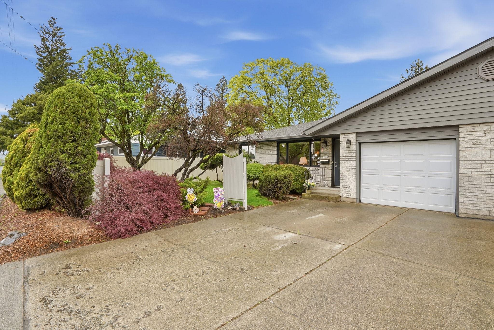 3220 W Francis Ave - Photo 20