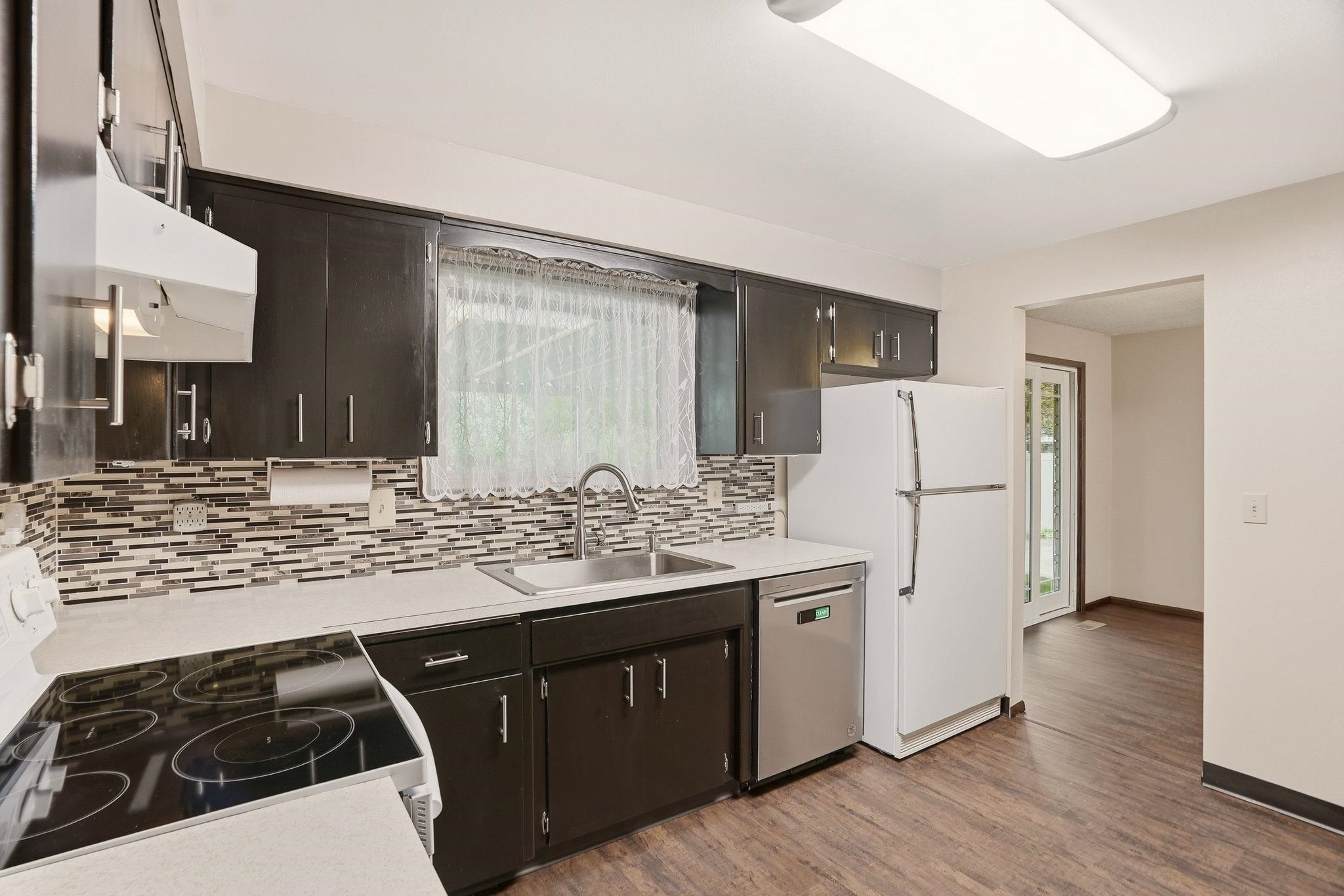 3220 W Francis Ave - Photo 9