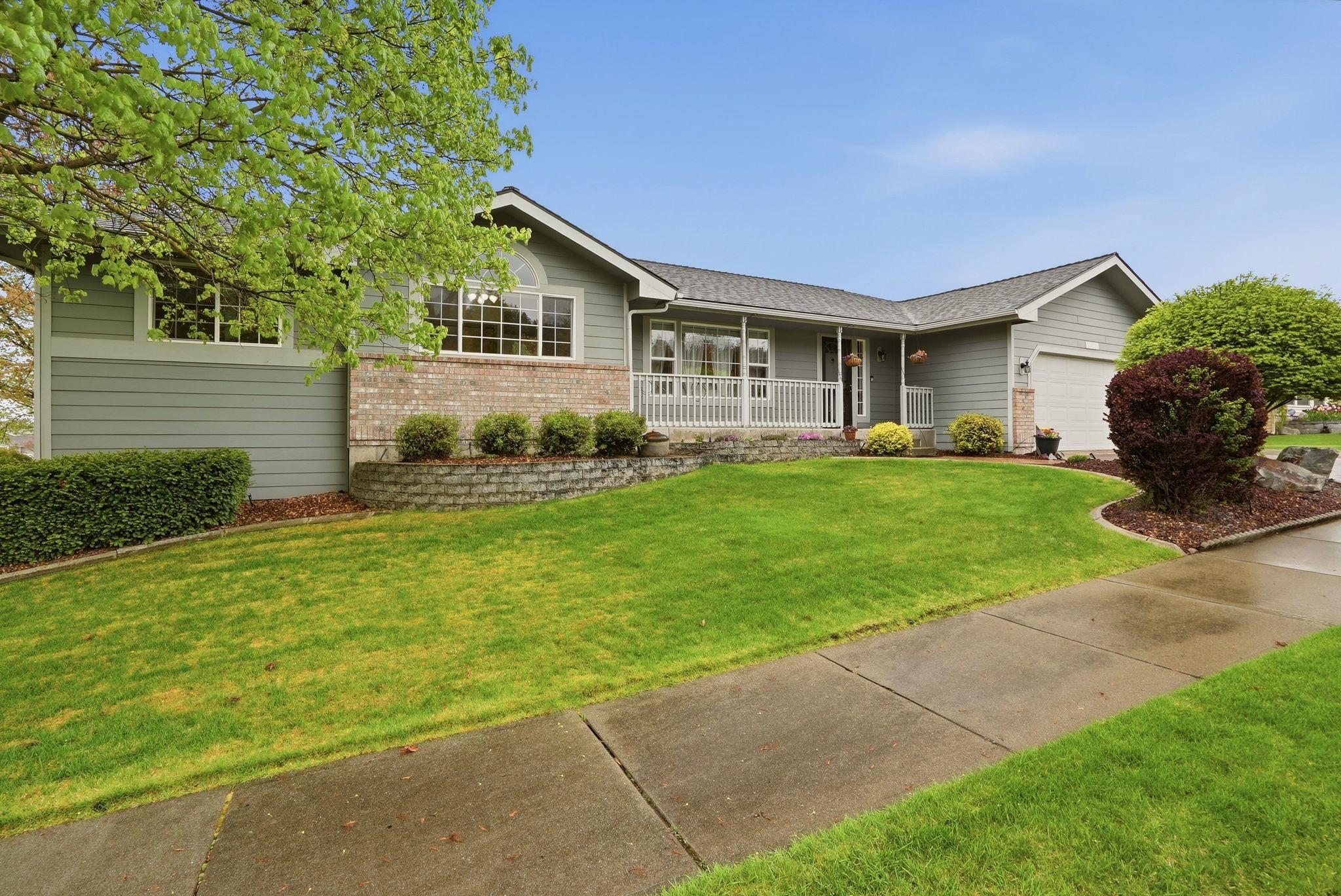 10711 N Danbury St - Photo 3