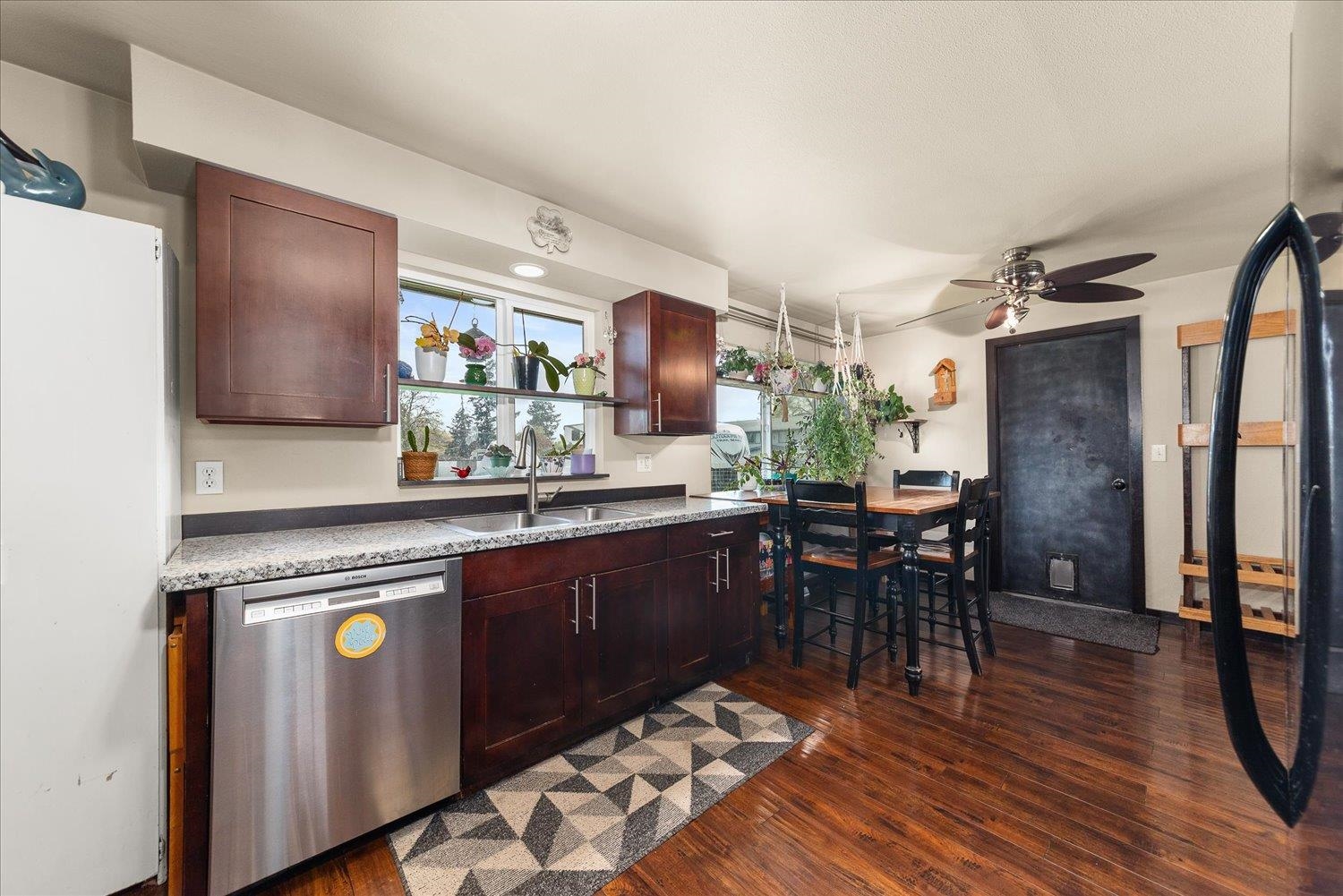 8504 E Mansfield Ave - Photo 7