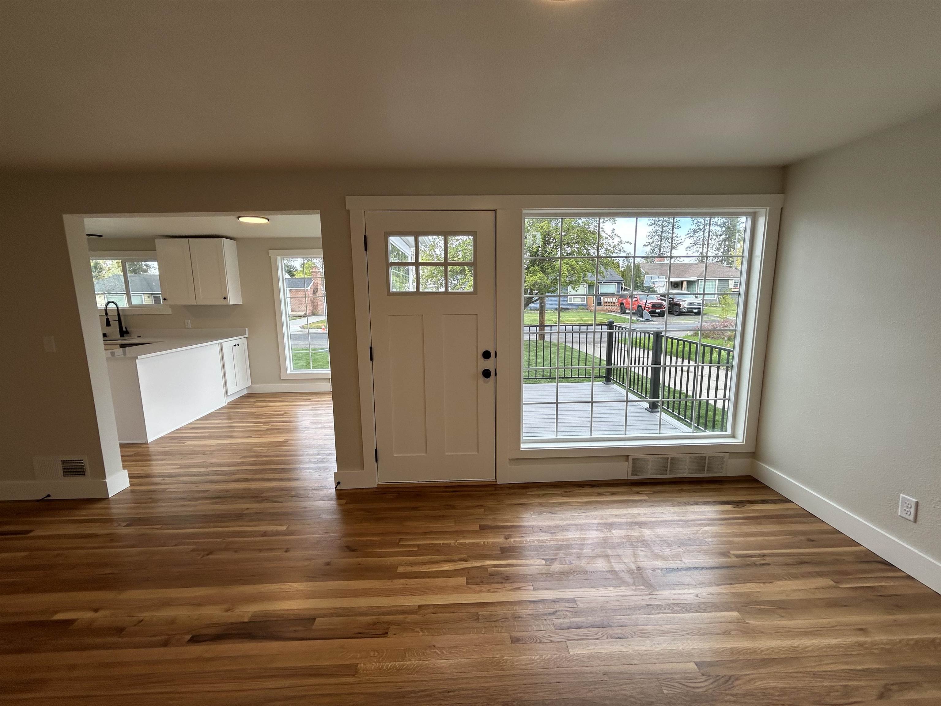1028 E 40th Ave - Photo 20