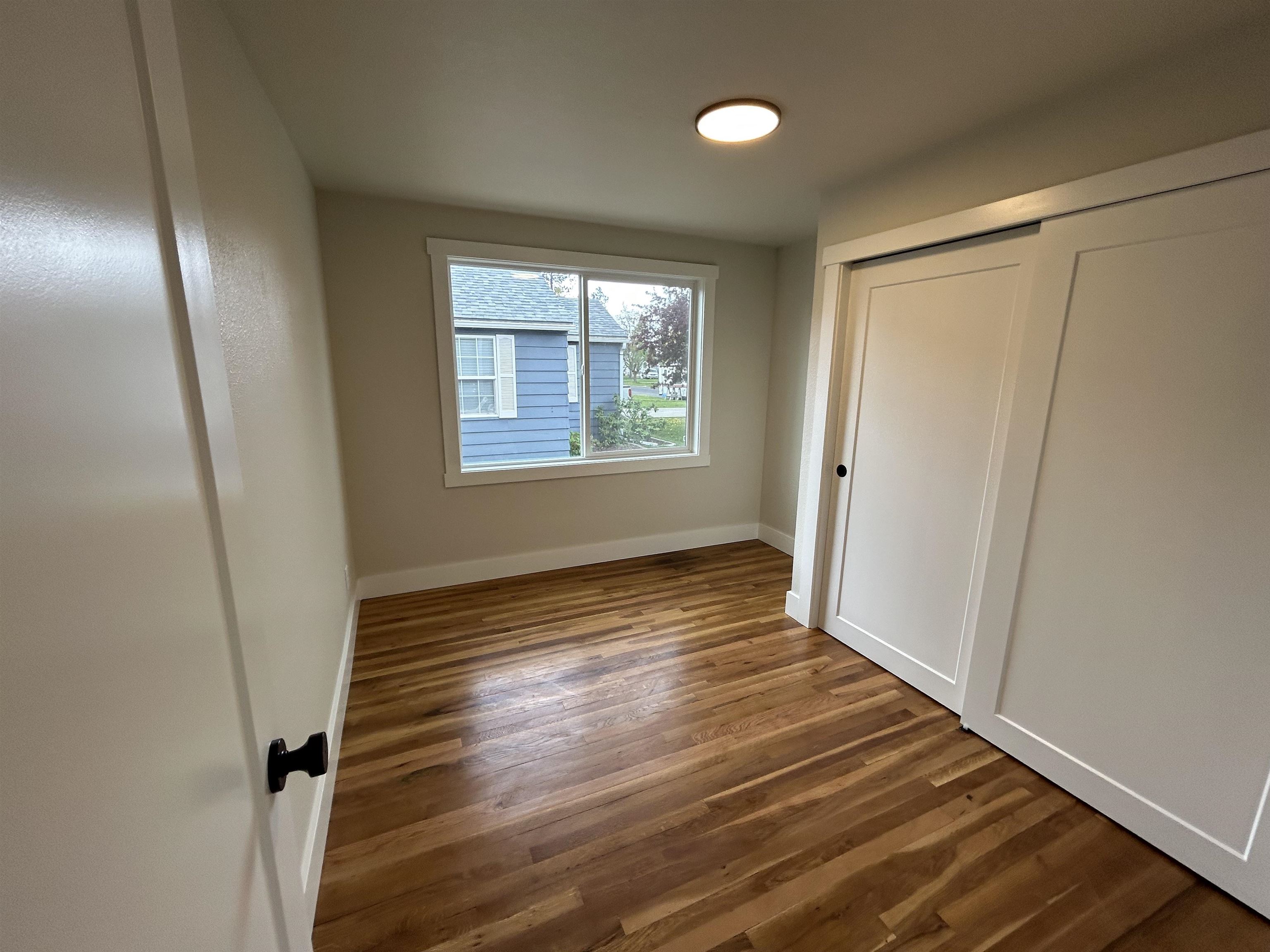 1028 E 40th Ave - Photo 26