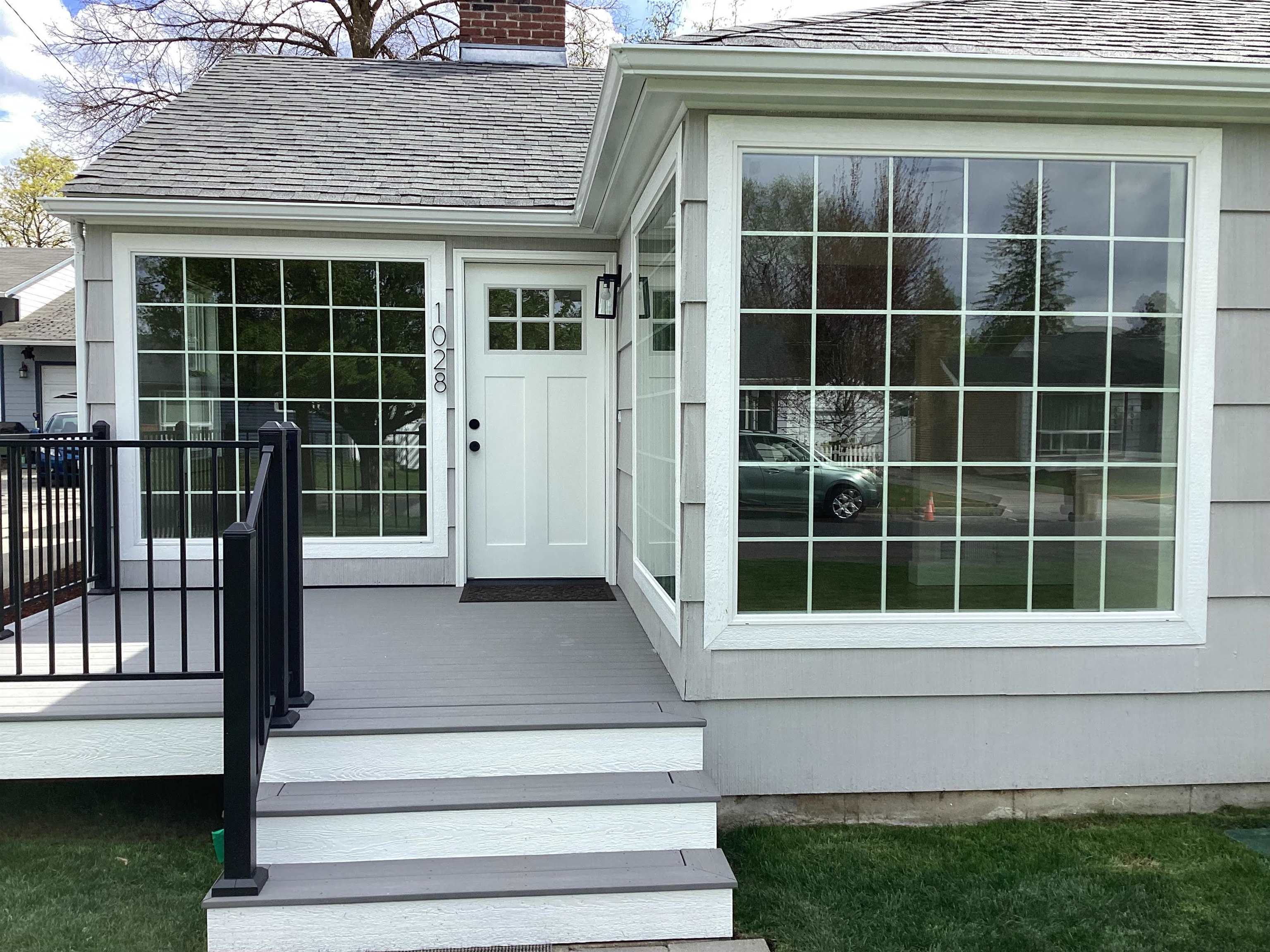 1028 E 40th Ave - Photo 4