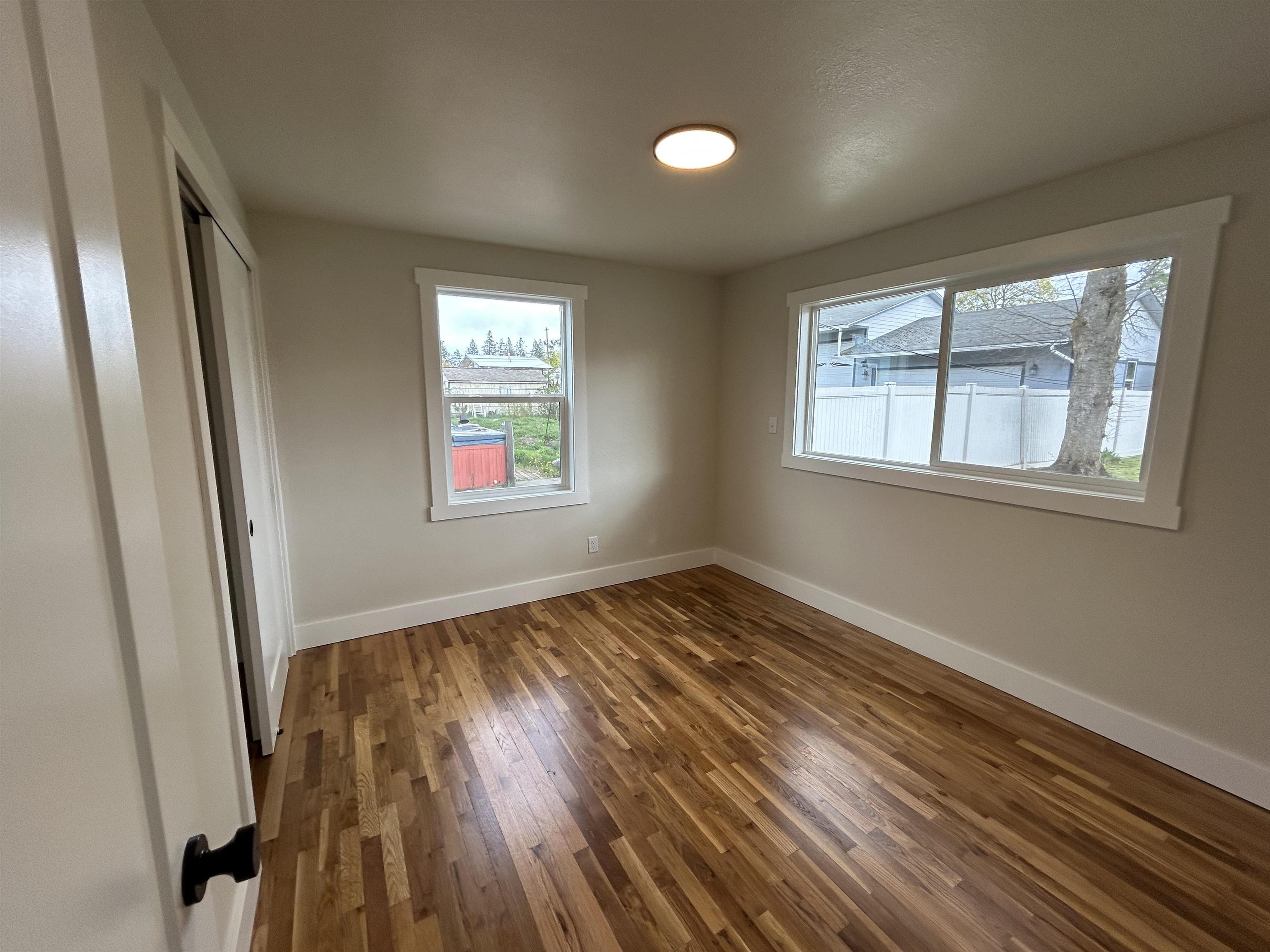 1028 E 40th Ave - Photo 33