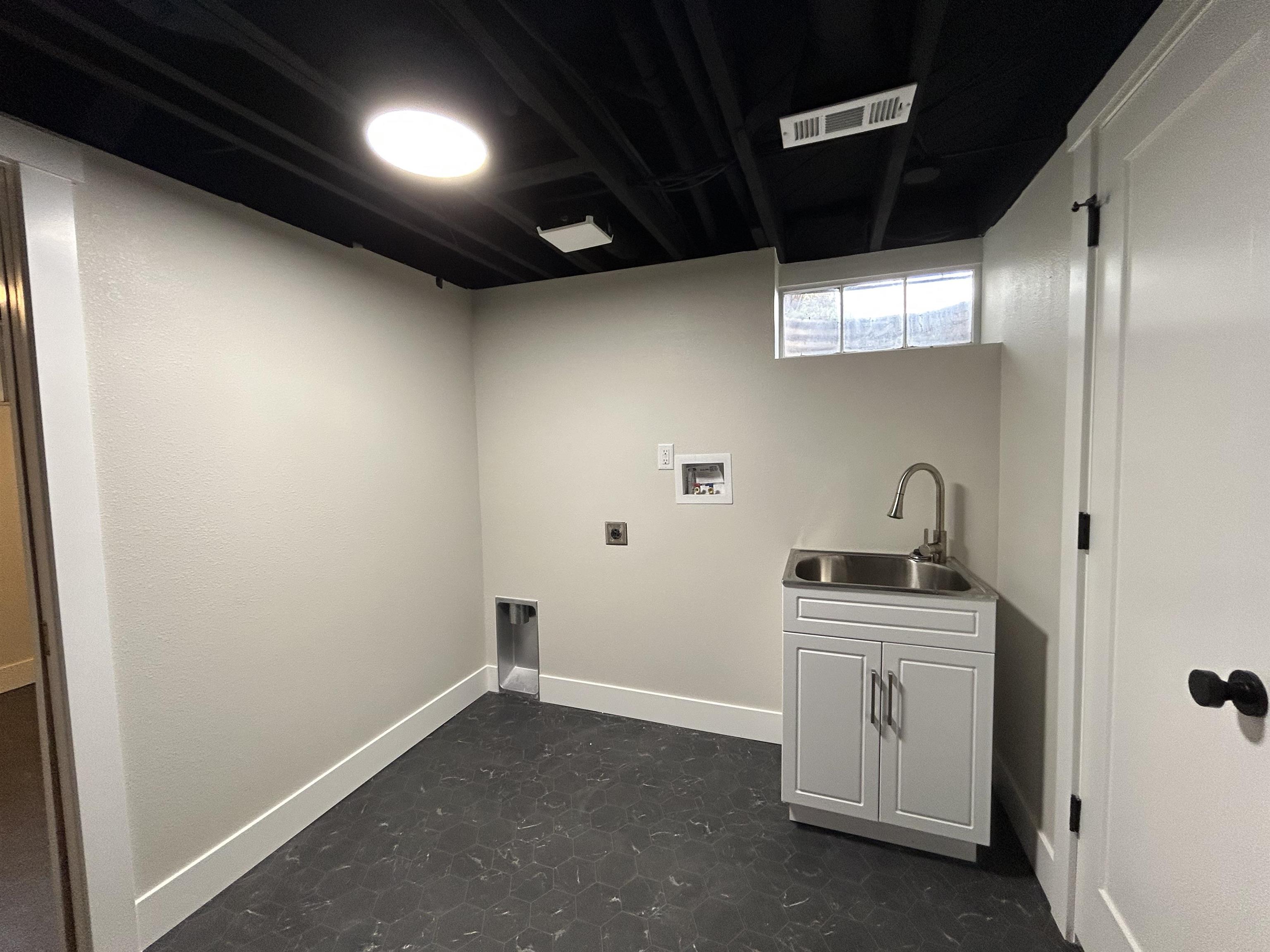 1028 E 40th Ave - Photo 39